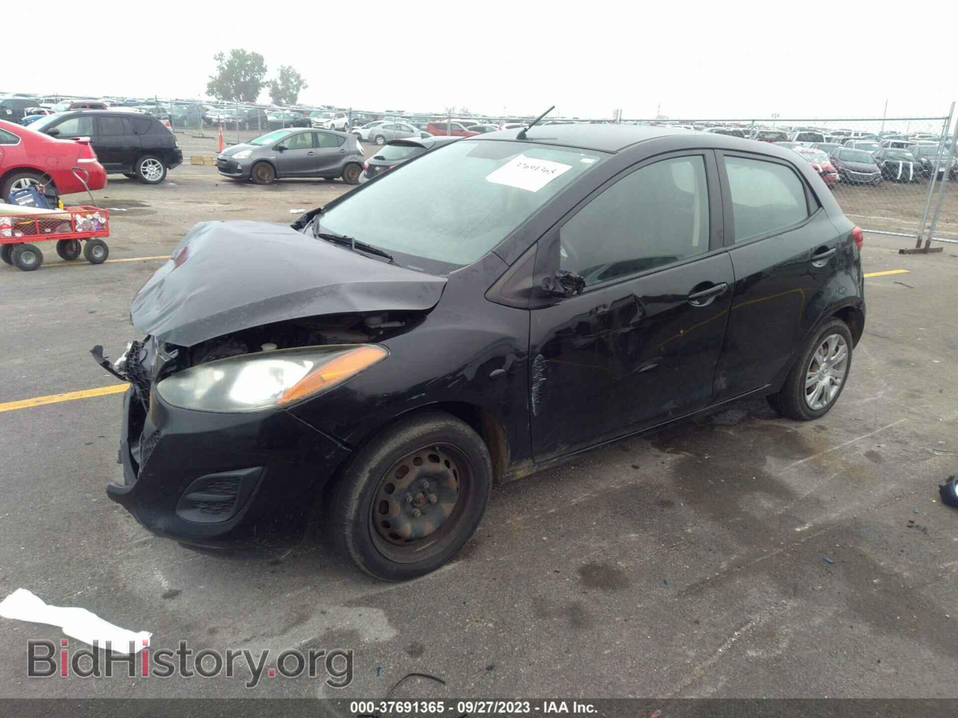 2011 MAZDA MAZDA2 - VIN: JM1DE1HY8B0131148 - Фото 2