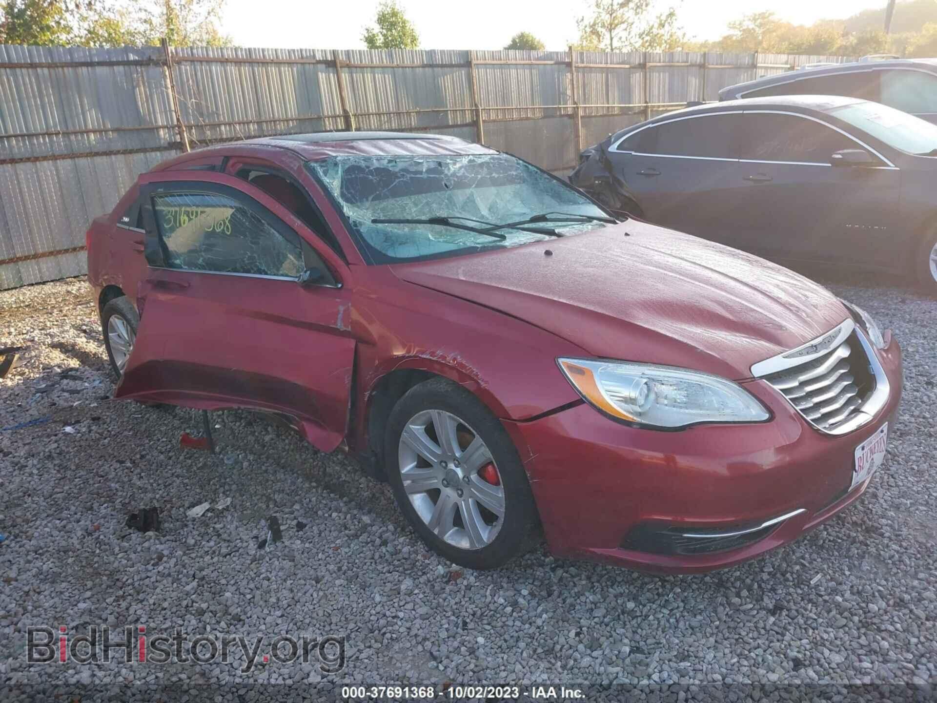 Photo 1C3CCBBB9DN688883 - CHRYSLER 200 2013
