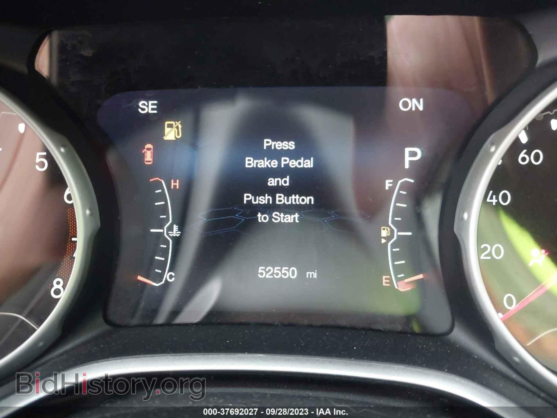 2018 JEEP COMPASS - VIN: 3C4NJCBB9JT193921 - Фото 15