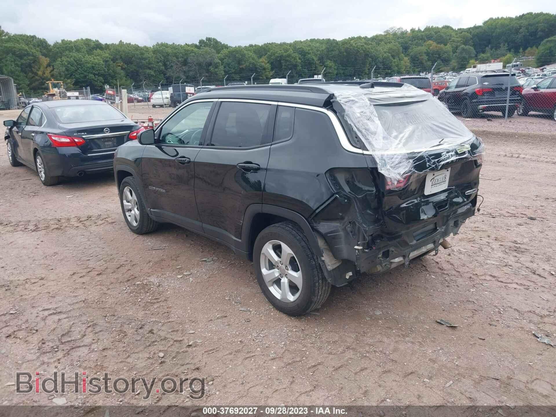 2018 JEEP COMPASS - VIN: 3C4NJCBB9JT193921 - Фото 3