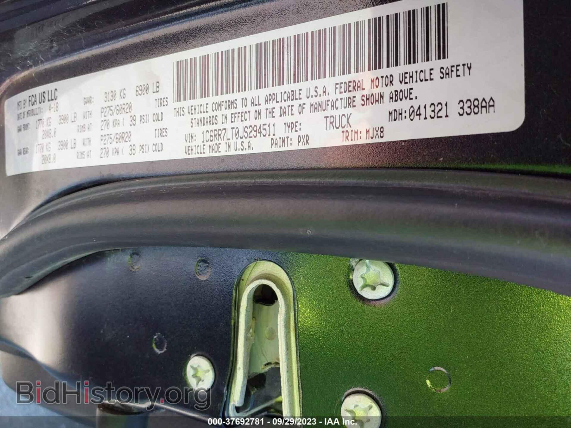 2018 RAM 1500 - VIN: 1C6RR7LT0JS294511 - Фото 9