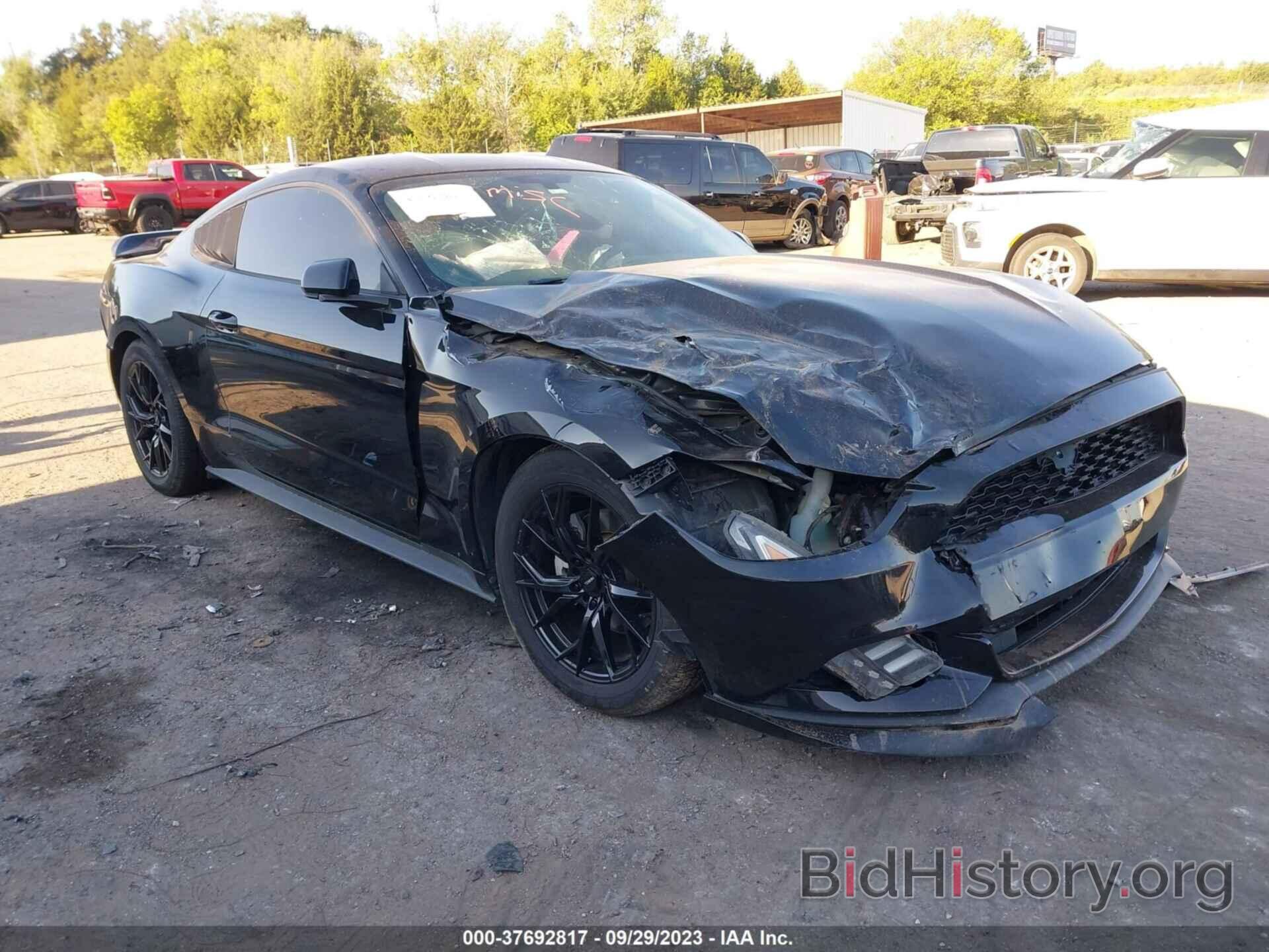 Photo 1FA6P8AM0F5354849 - FORD MUSTANG 2015