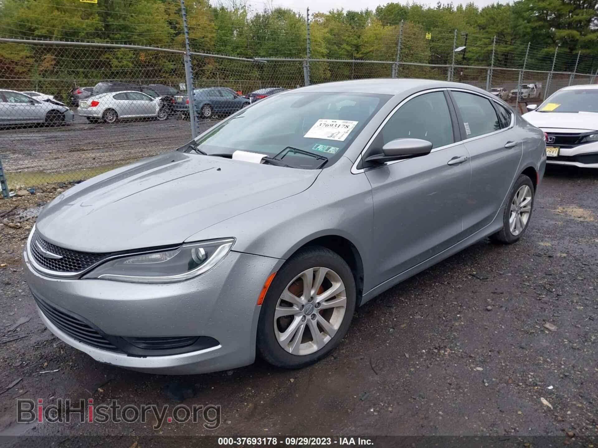 2016 CHRYSLER 200 - VIN: 1C3CCCFB6GN194775 - Фото 2