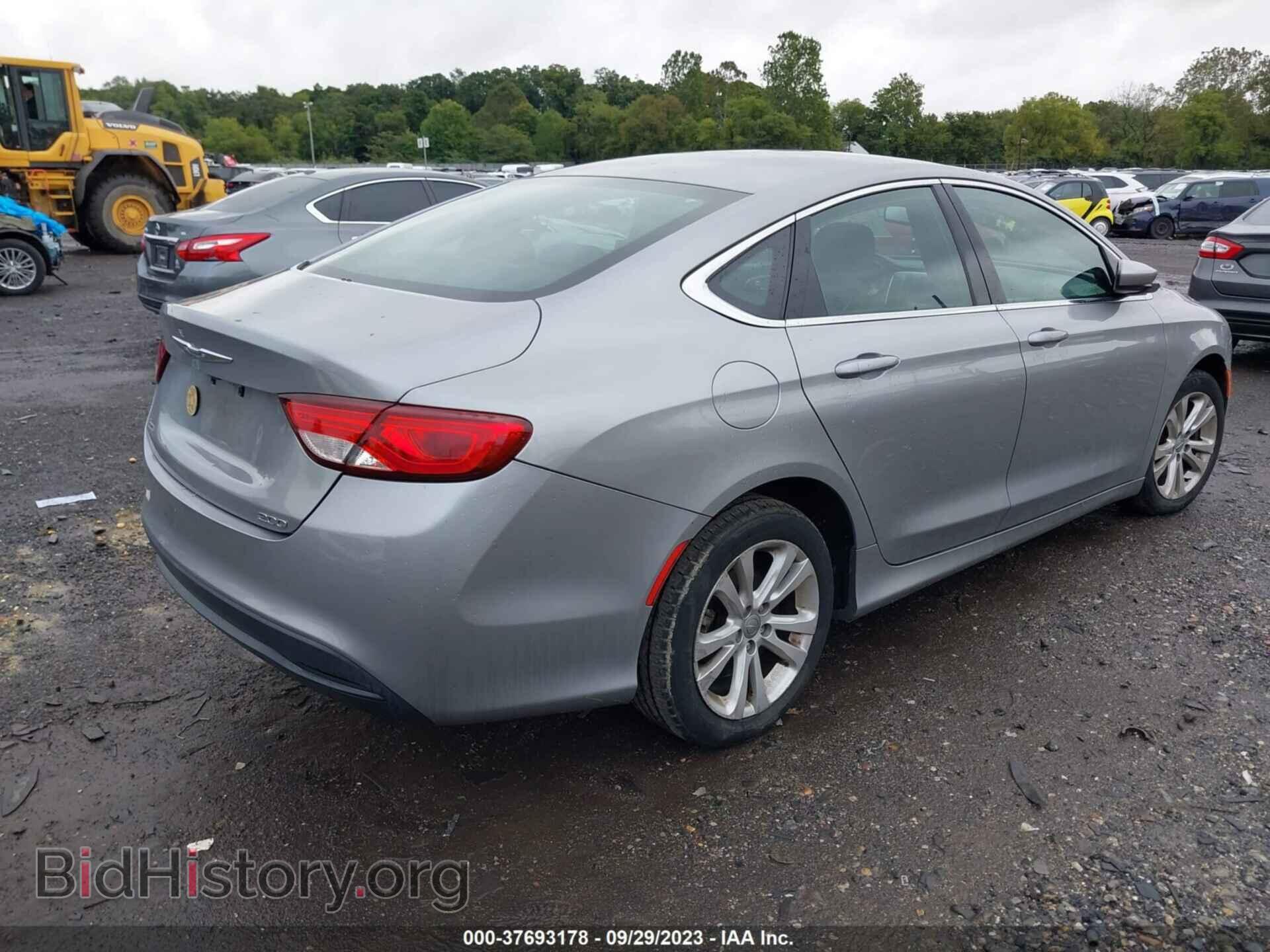 2016 CHRYSLER 200 - VIN: 1C3CCCFB6GN194775 - Фото 4