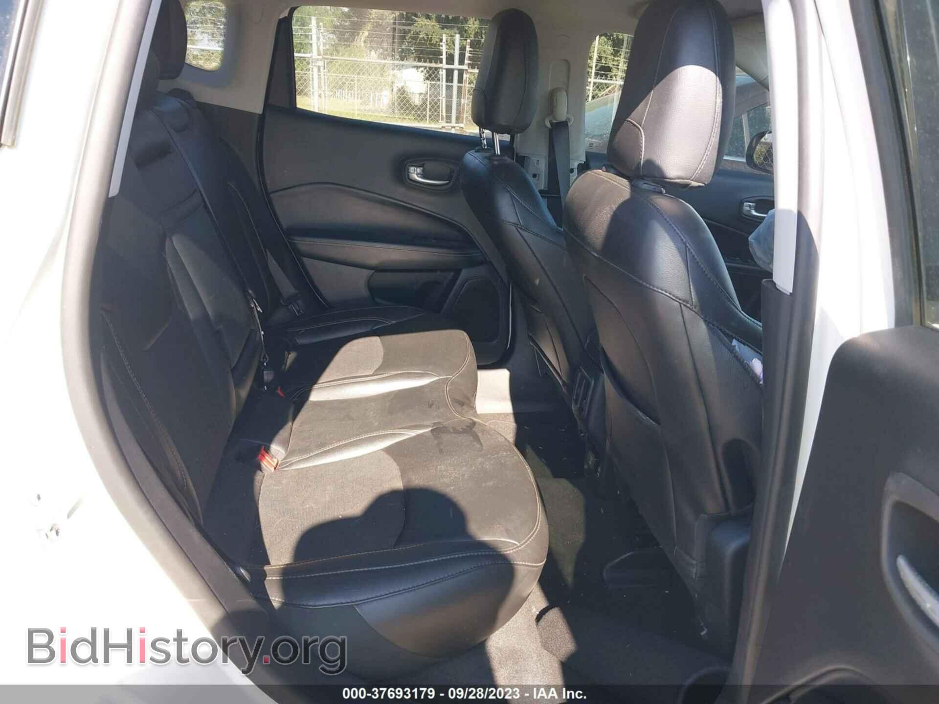 2019 JEEP COMPASS - VIN: 3C4NJCBB2KT652174 - Photo 8