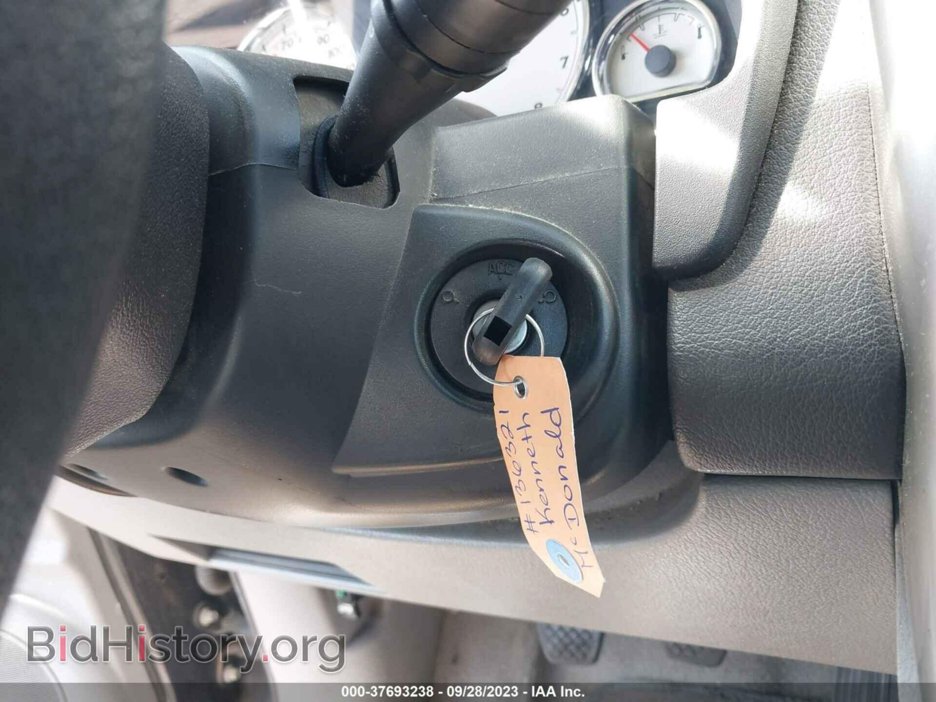 2007 SATURN VUE - VIN: 5GZCZ23DX7S827255 - Фото 11
