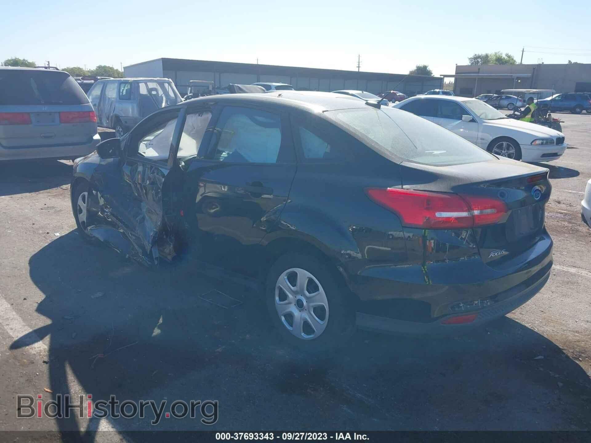 2017 FORD FOCUS - VIN: 1FADP3E24HL255307 - Фото 3
