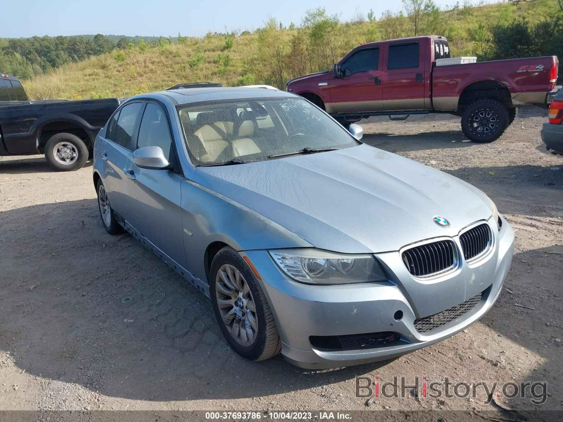 Photo WBAPH77579NM46984 - BMW 3 SERIES 2009