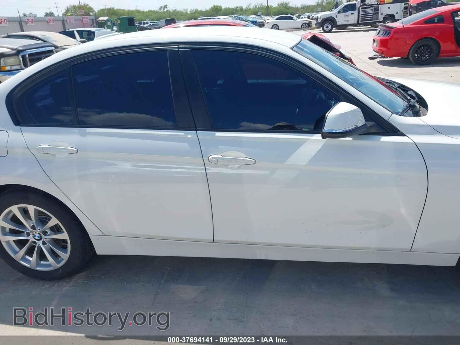 2016 BMW 320I - VIN: WBA8E1G58GNU12429 - Photo 14
