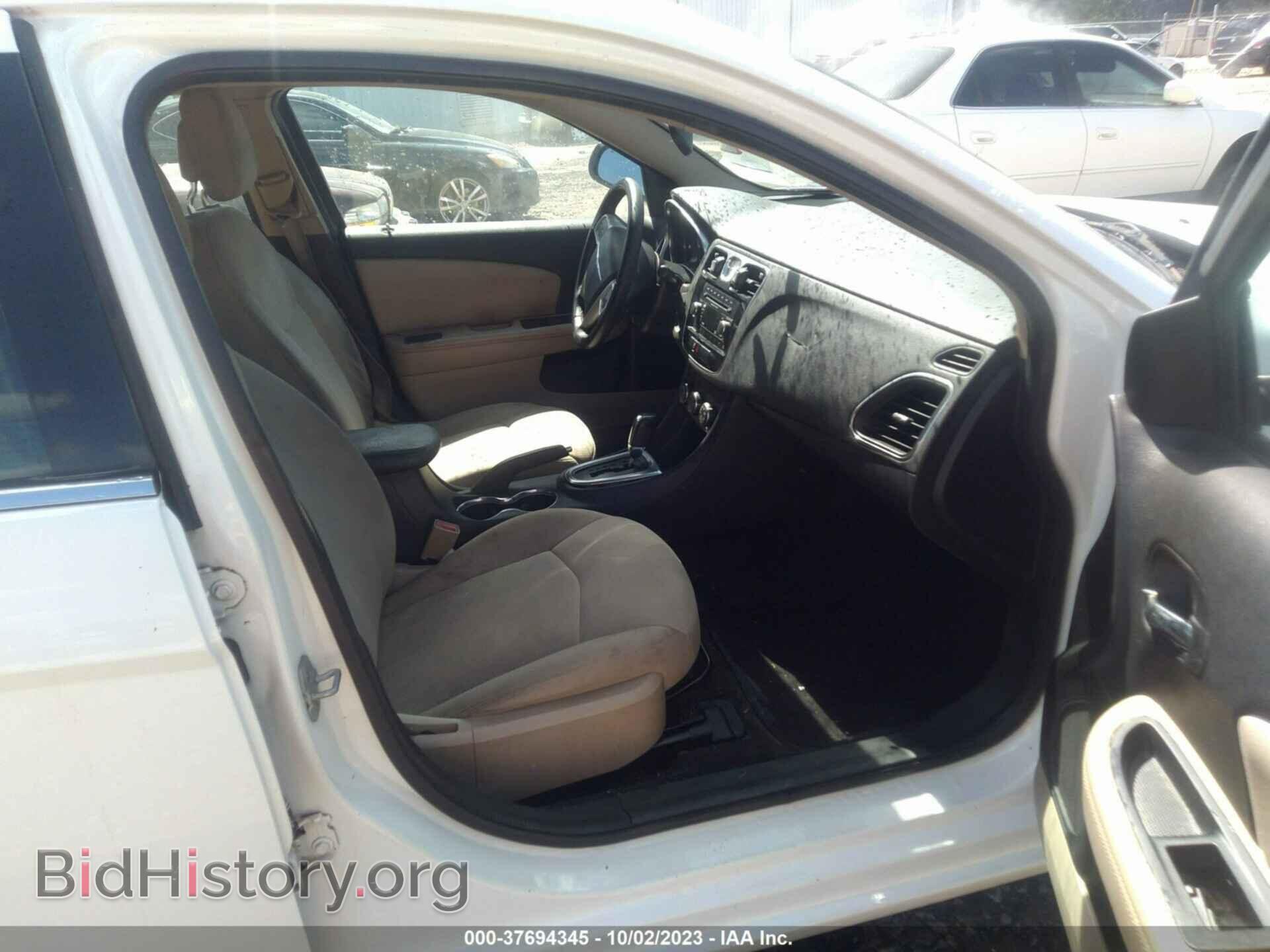 2013 CHRYSLER 200 - VIN: 1C3CCBBB0DN765981 - Фото 5