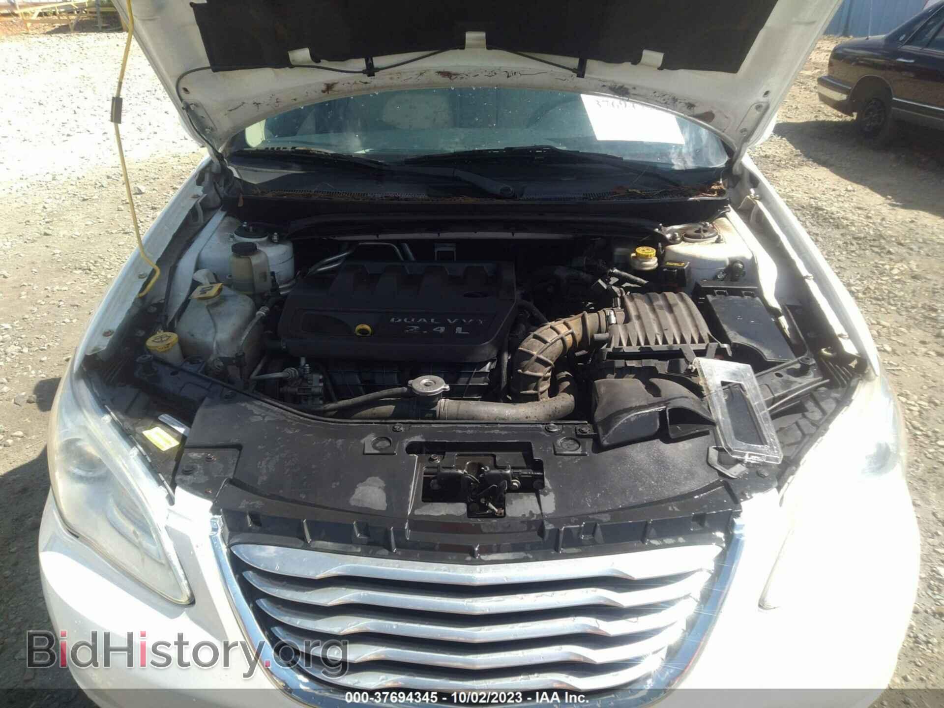 2013 CHRYSLER 200 - VIN: 1C3CCBBB0DN765981 - Фото 10