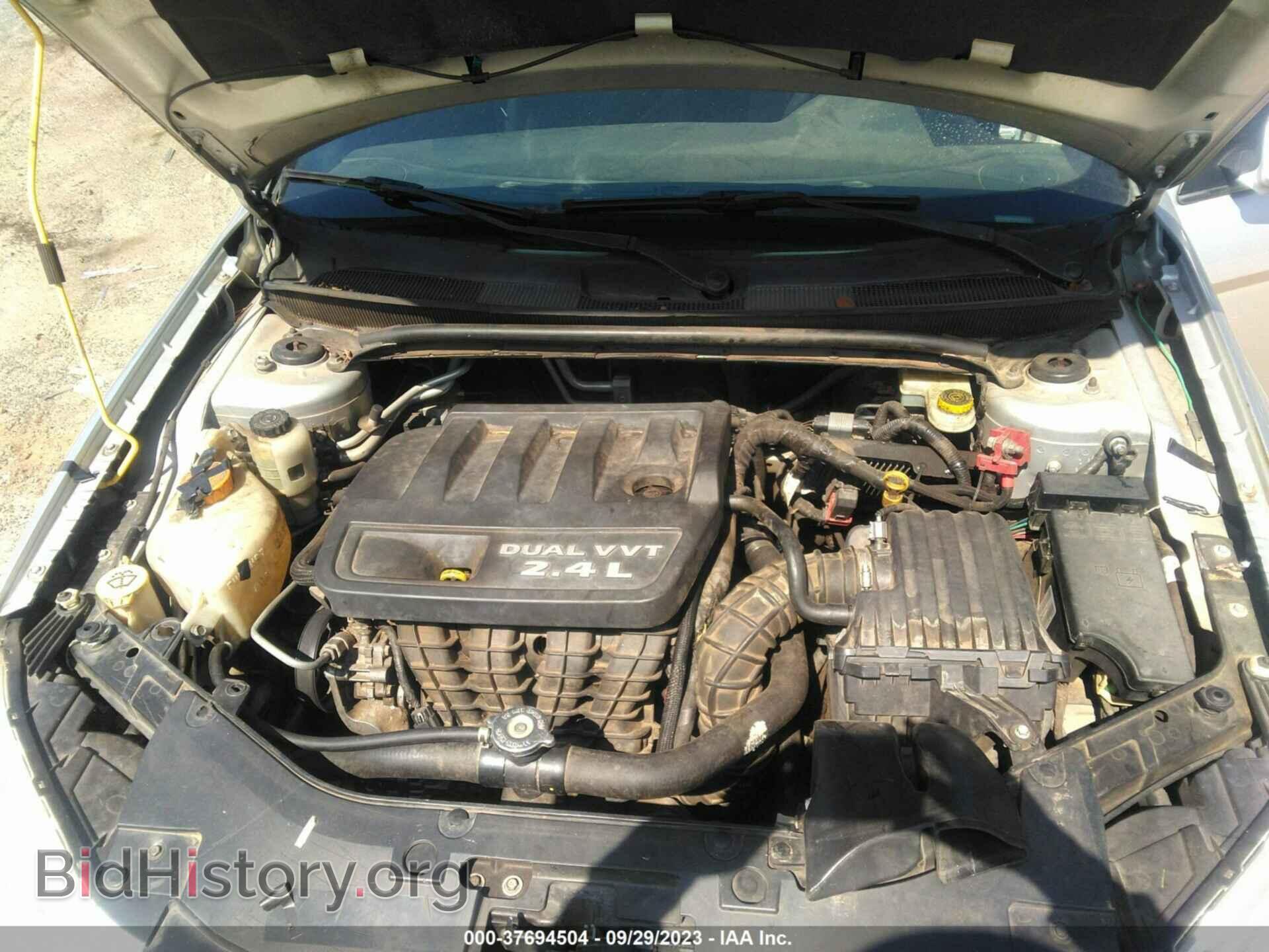 2012 CHRYSLER 200 - VIN: 1C3CCBAB5CN318241 - Фото 10