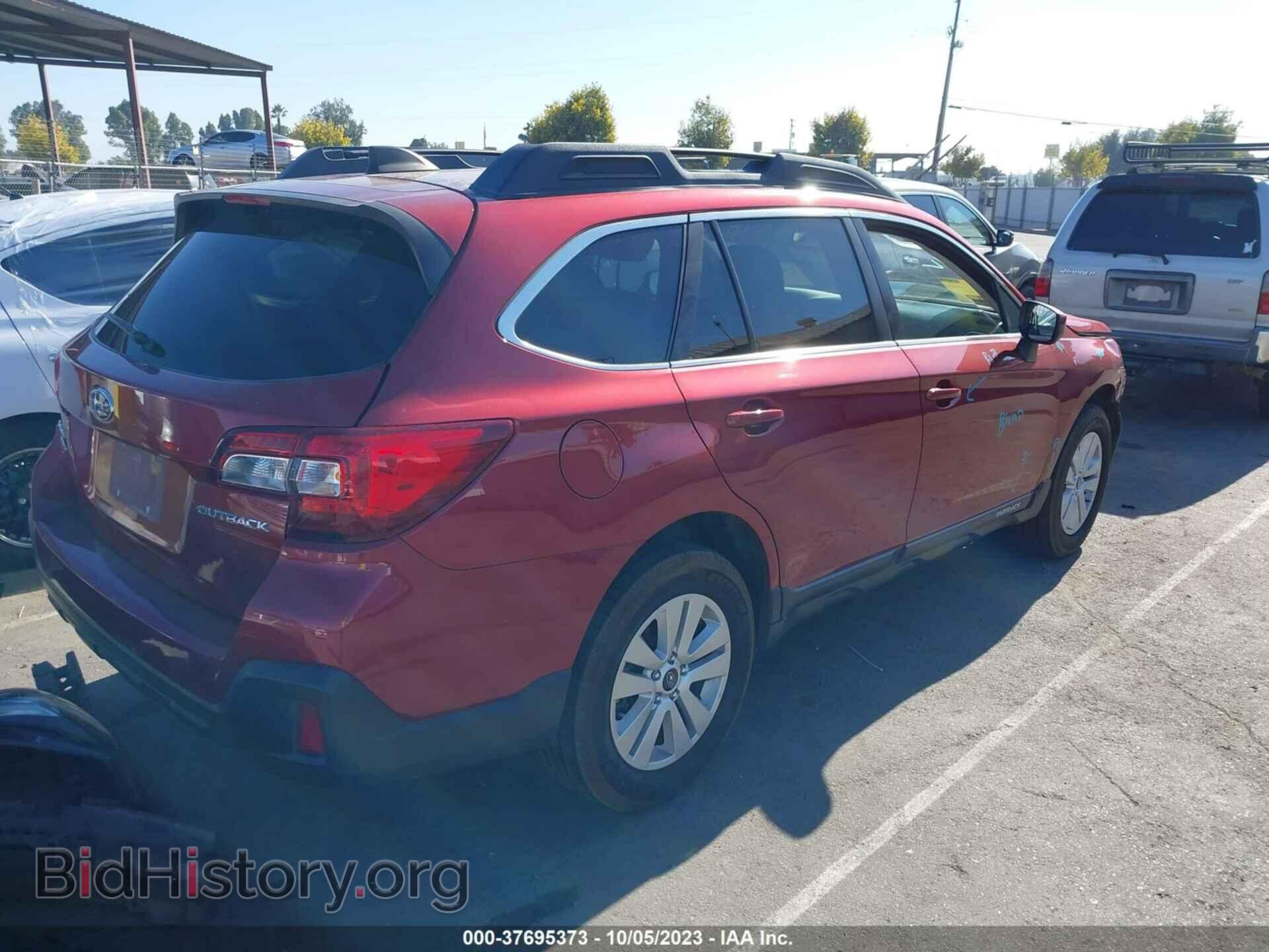 2018 SUBARU OUTBACK - VIN: 4S4BSACC2J3385152 - Фото 4