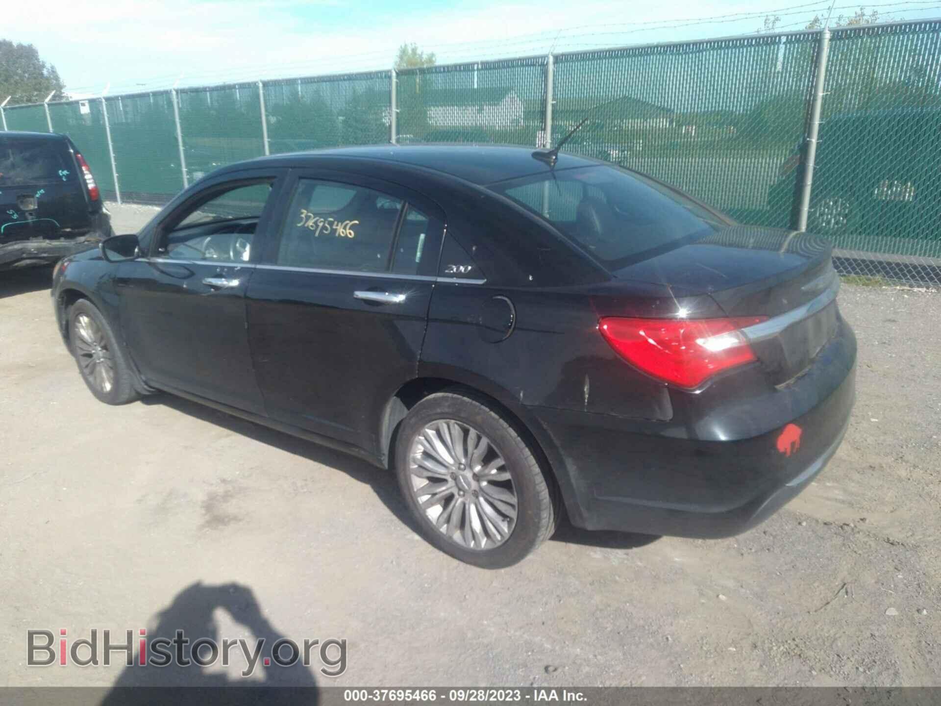 2012 CHRYSLER 200 - VIN: 1C3CCBCB1CN123122 - Фото 3