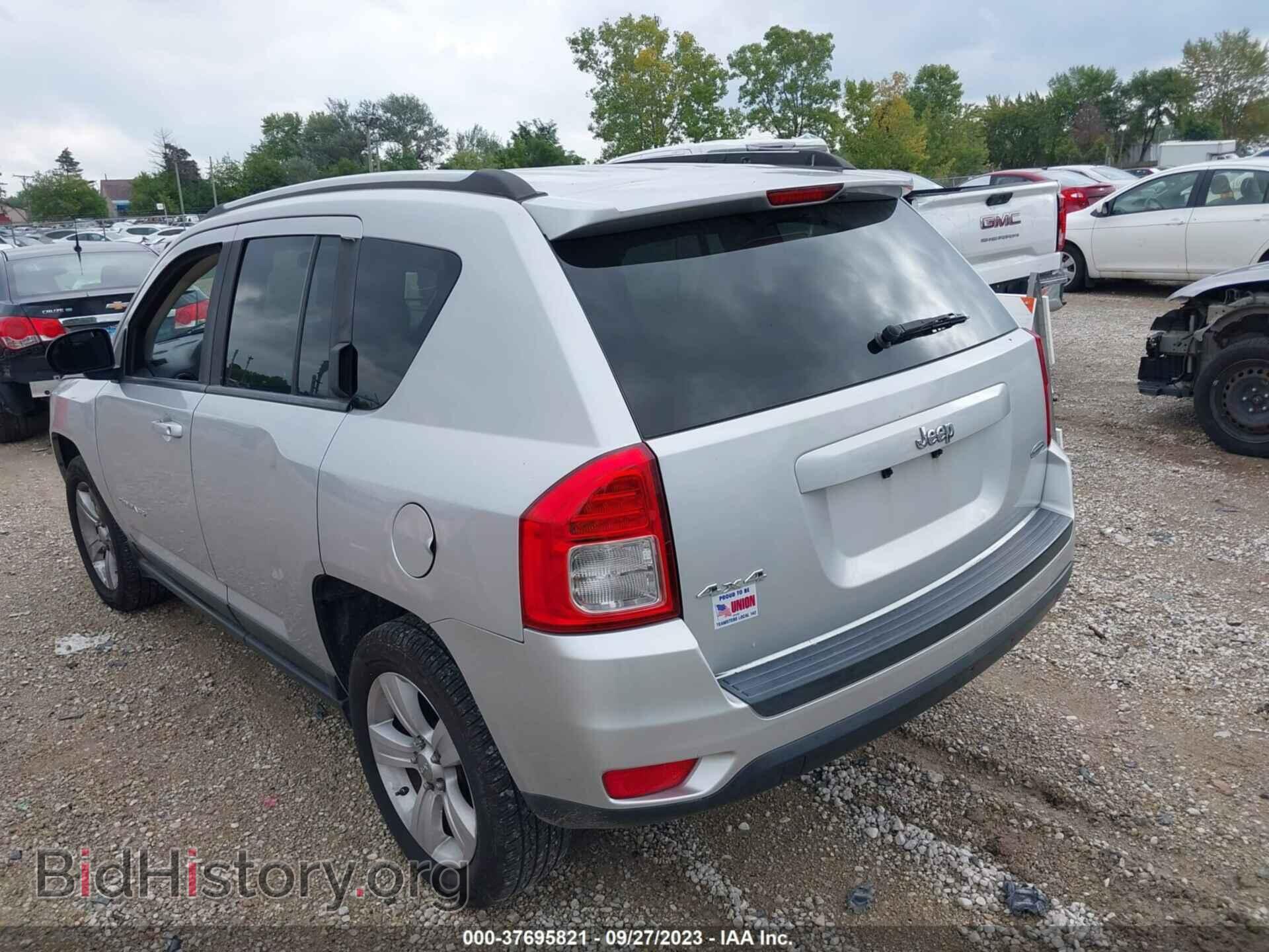 2011 JEEP COMPASS - VIN: 1J4NF1FB3BD163766 - Photo 3