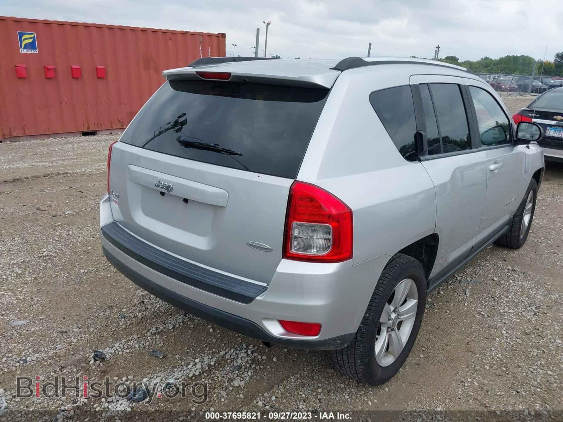 2011 JEEP COMPASS - VIN: 1J4NF1FB3BD163766 - Photo 4