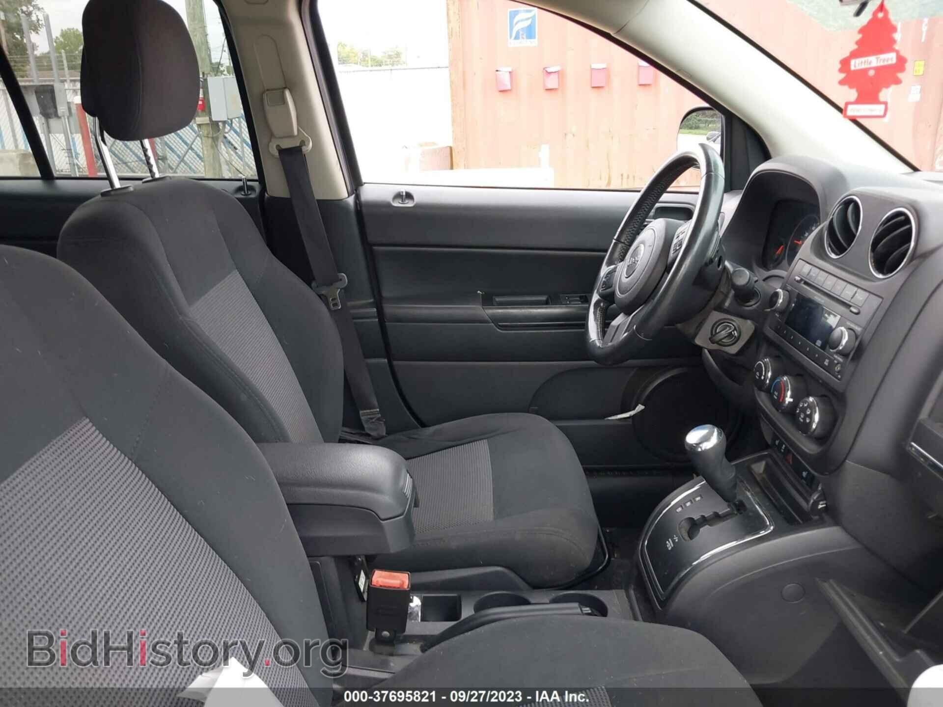2011 JEEP COMPASS - VIN: 1J4NF1FB3BD163766 - Photo 5