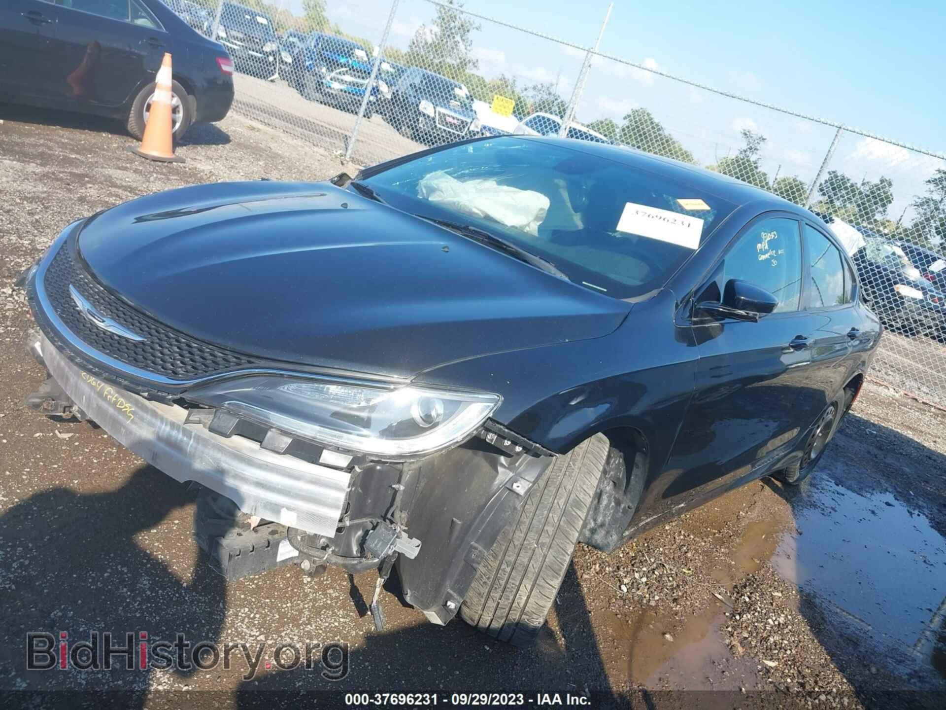 2016 CHRYSLER 200 - VIN: 1C3CCCBG1GN108256 - Фото 2