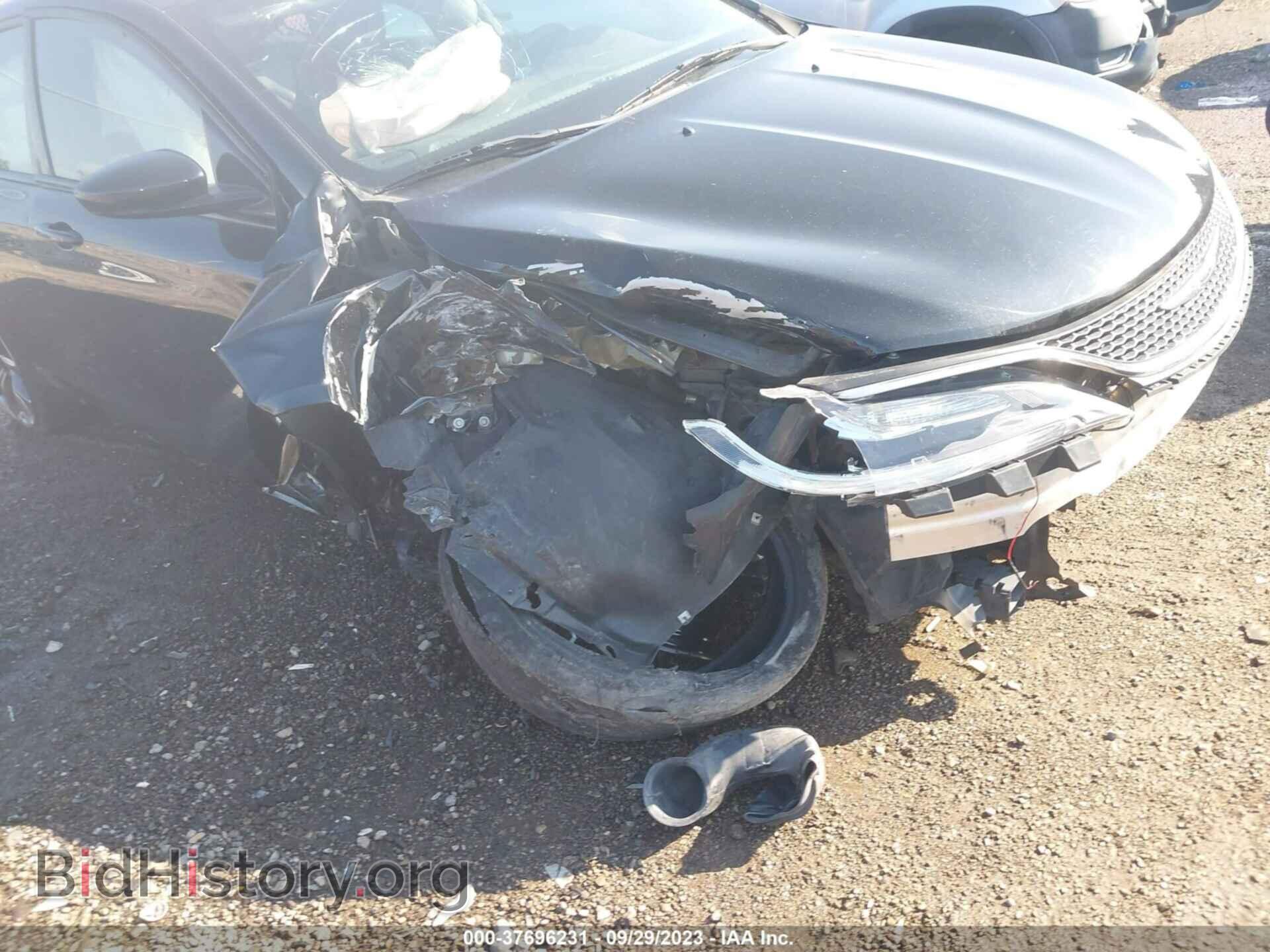 2016 CHRYSLER 200 - VIN: 1C3CCCBG1GN108256 - Фото 6