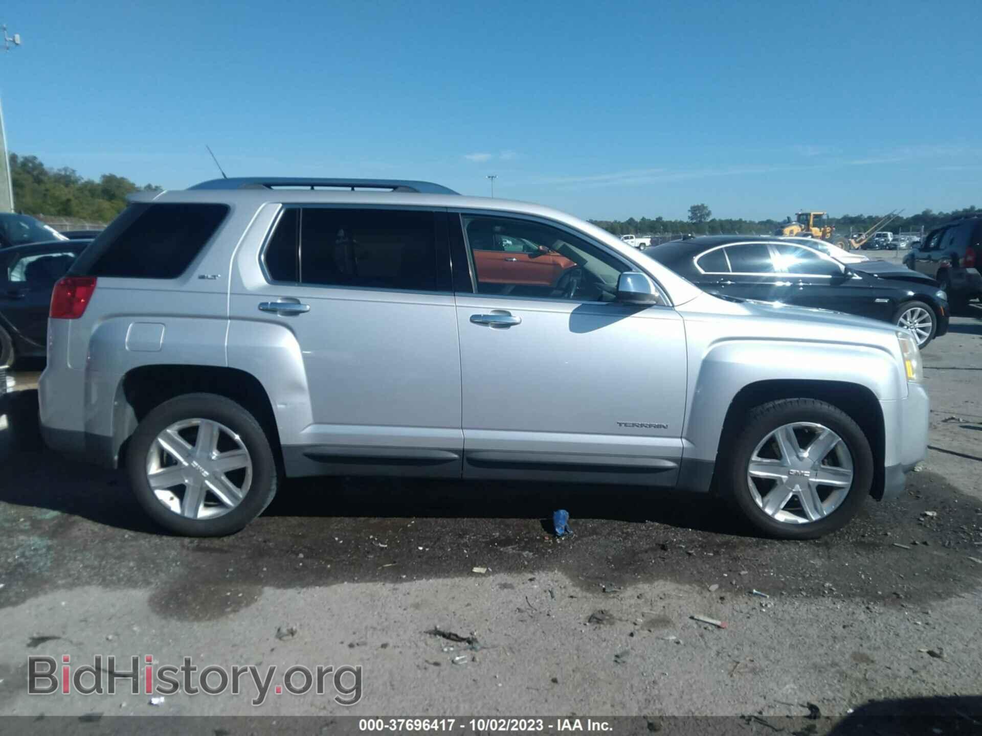 2011 GMC TERRAIN - VIN: 2CTALWEC9B6420176 - Photo 13