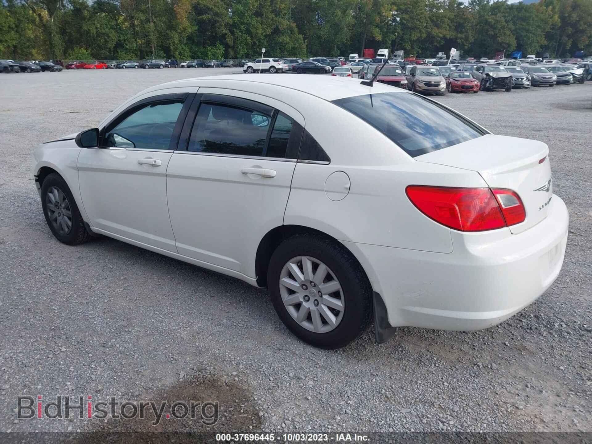 2010 CHRYSLER SEBRING - VIN: 1C3CC4FBXAN223711 - Фото 3