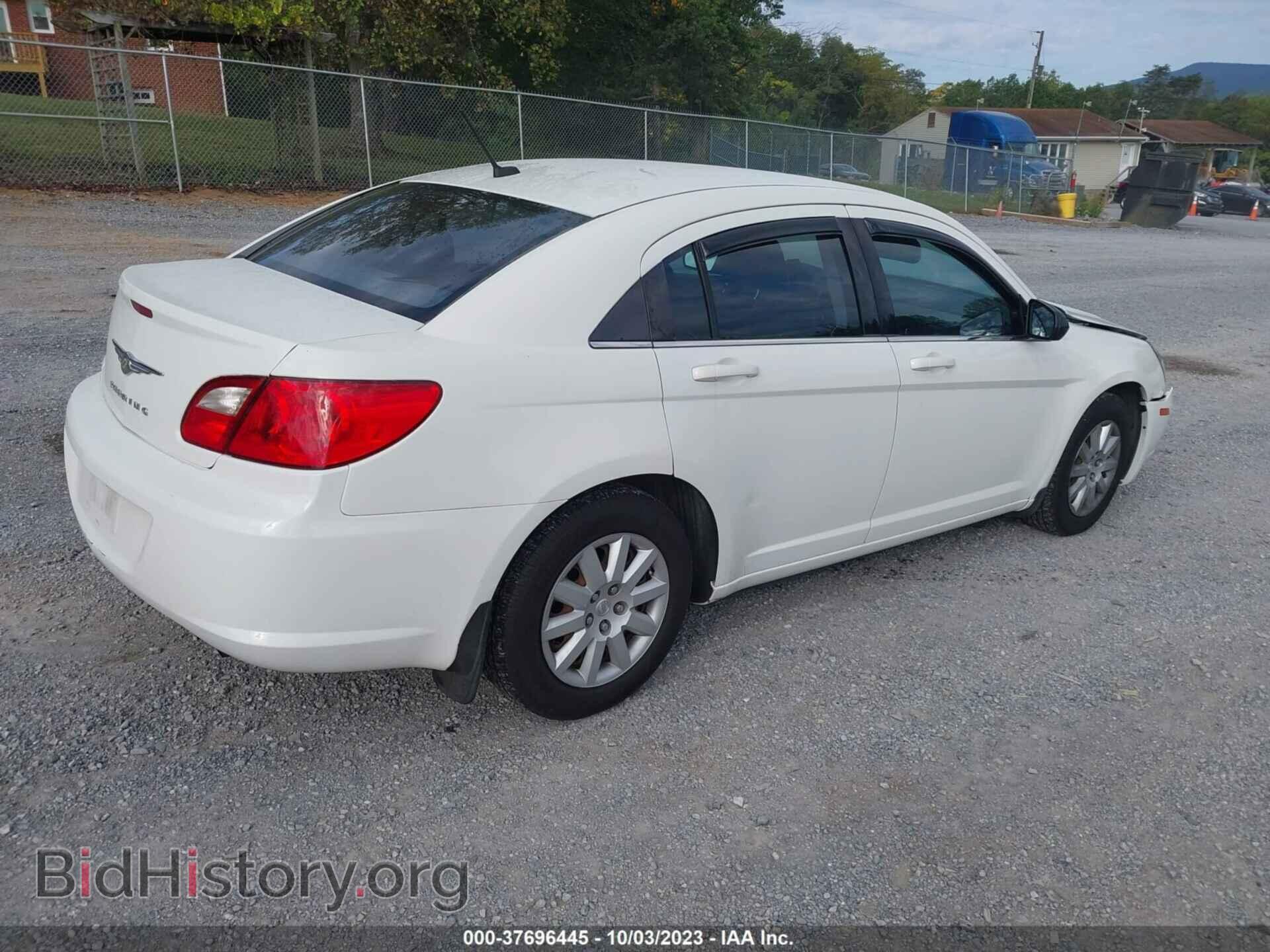 2010 CHRYSLER SEBRING - VIN: 1C3CC4FBXAN223711 - Фото 4