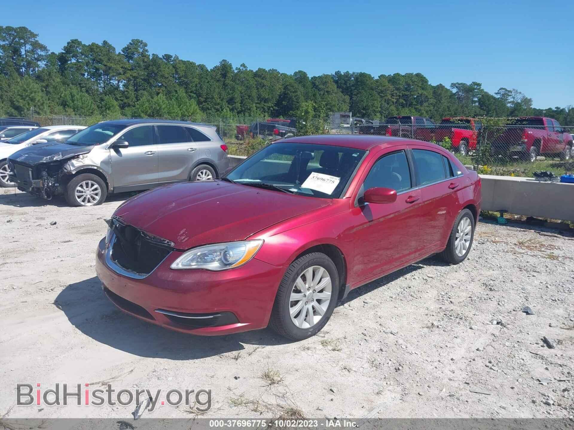 2013 CHRYSLER 200 - VIN: 1C3CCBBB5DN722897 - Photo 2