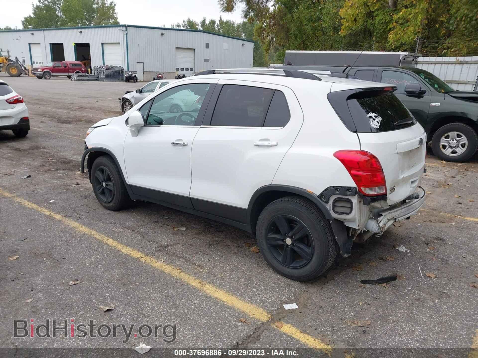 2017 CHEVROLET TRAX - VIN: 3GNCJLSB8HL258573 - Фото 3