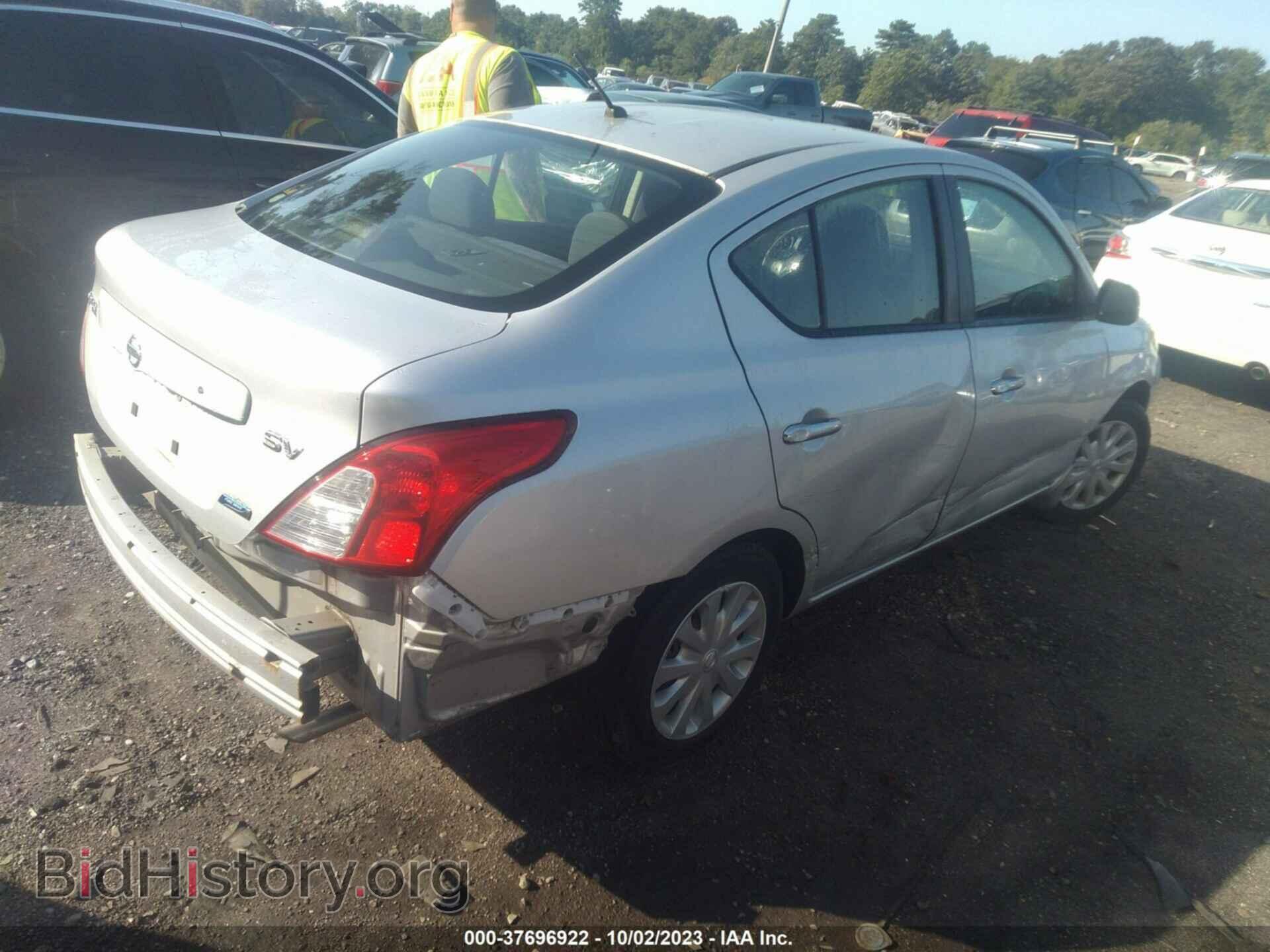 2012 NISSAN VERSA - VIN: 3N1CN7AP1CL856307 - Фото 4