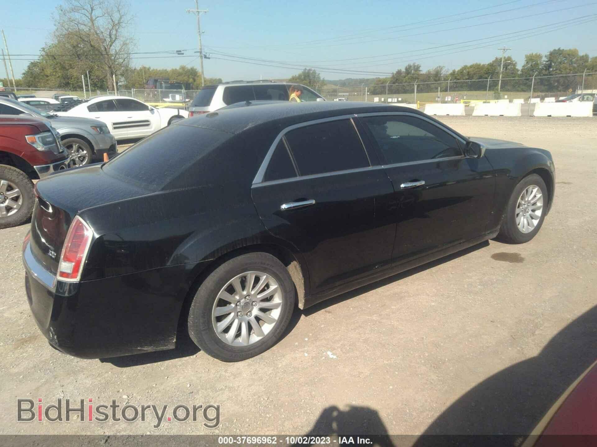 2012 CHRYSLER 300 - VIN: 2C3CCACG7CH236538 - Фото 12