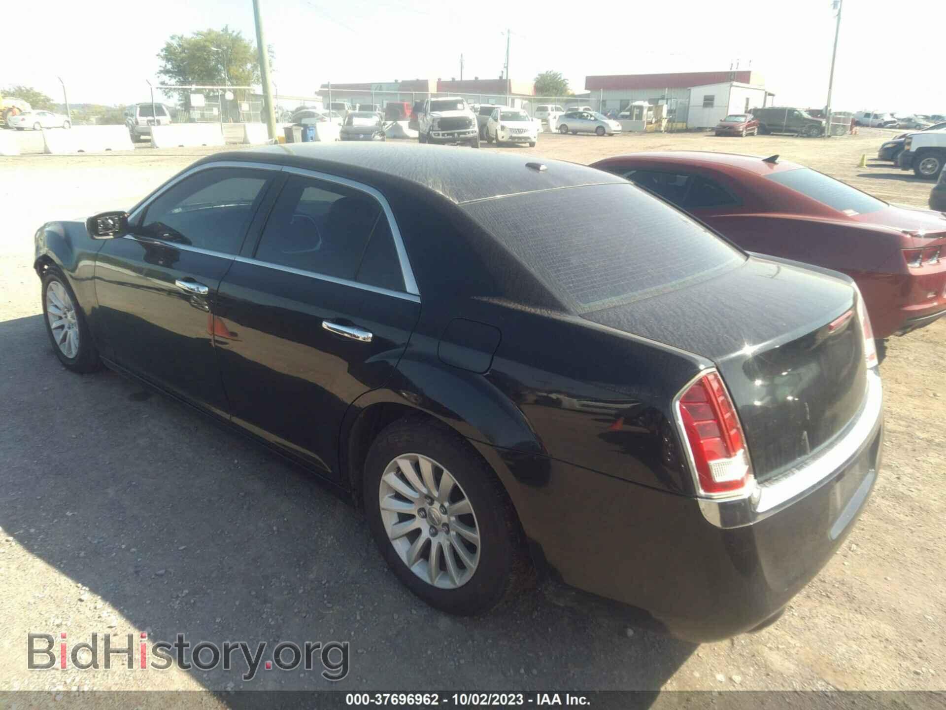 2012 CHRYSLER 300 - VIN: 2C3CCACG7CH236538 - Фото 3