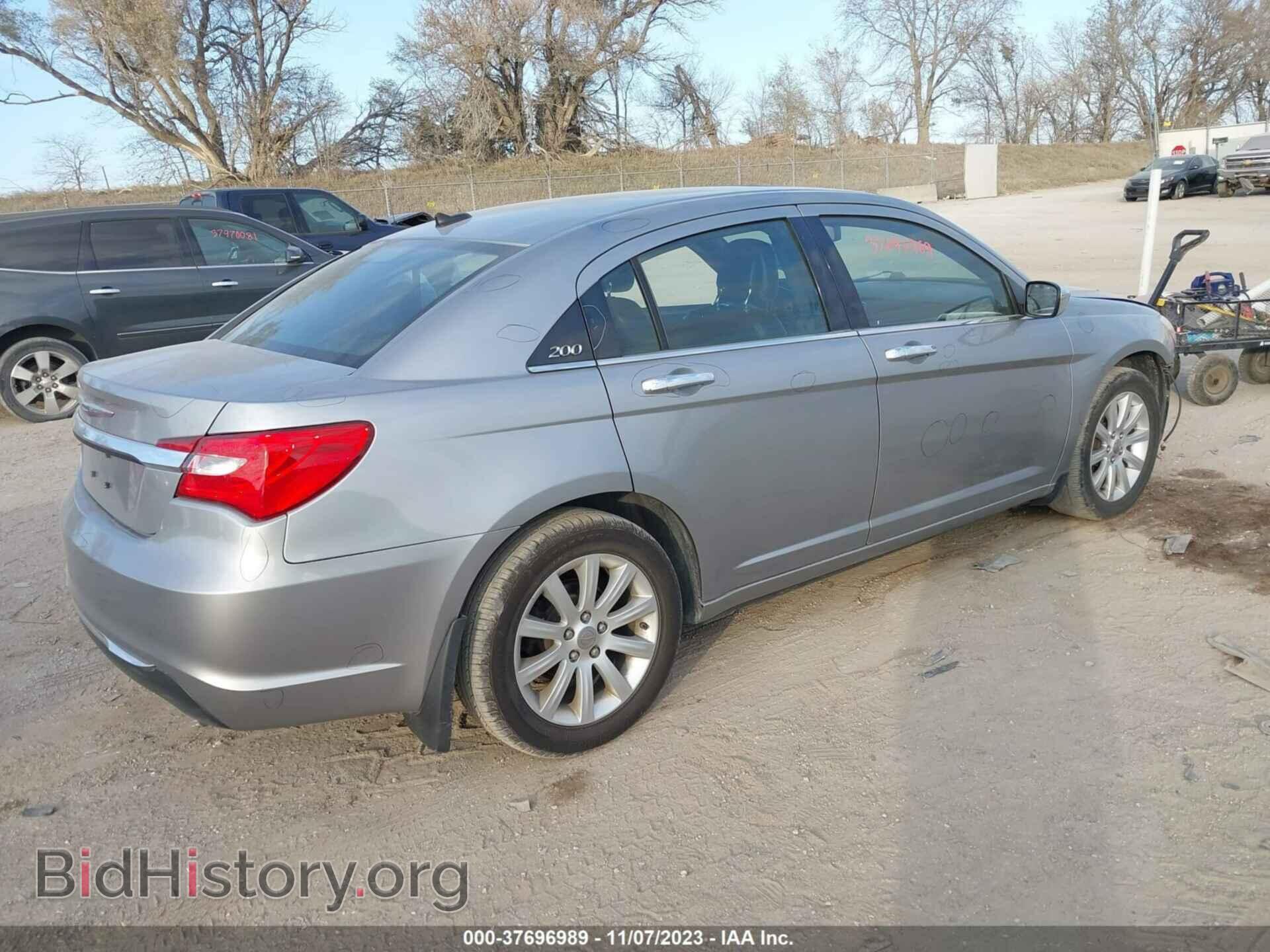 2014 CHRYSLER 200 - VIN: 1C3CCBCG1EN171718 - Фото 4