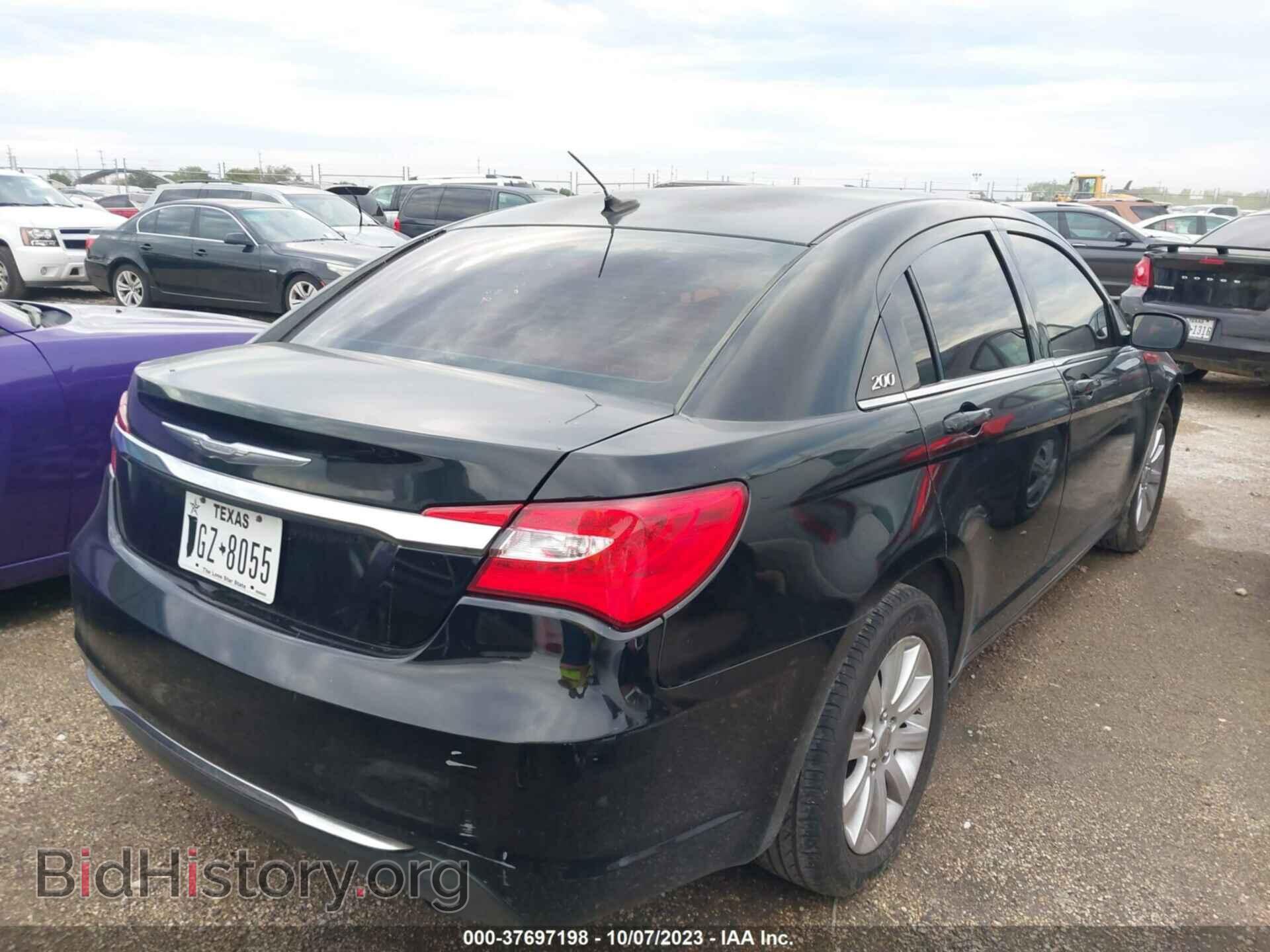 2013 CHRYSLER 200 - VIN: 1C3CCBBB5DN577280 - Photo 4