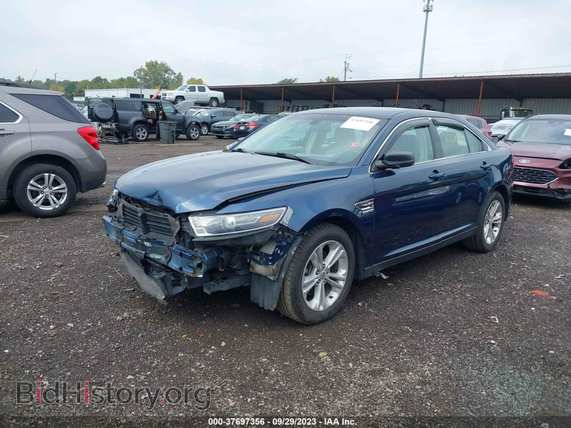 2017 FORD TAURUS - VIN: 1FAHP2D82HG137797 - Photo 2