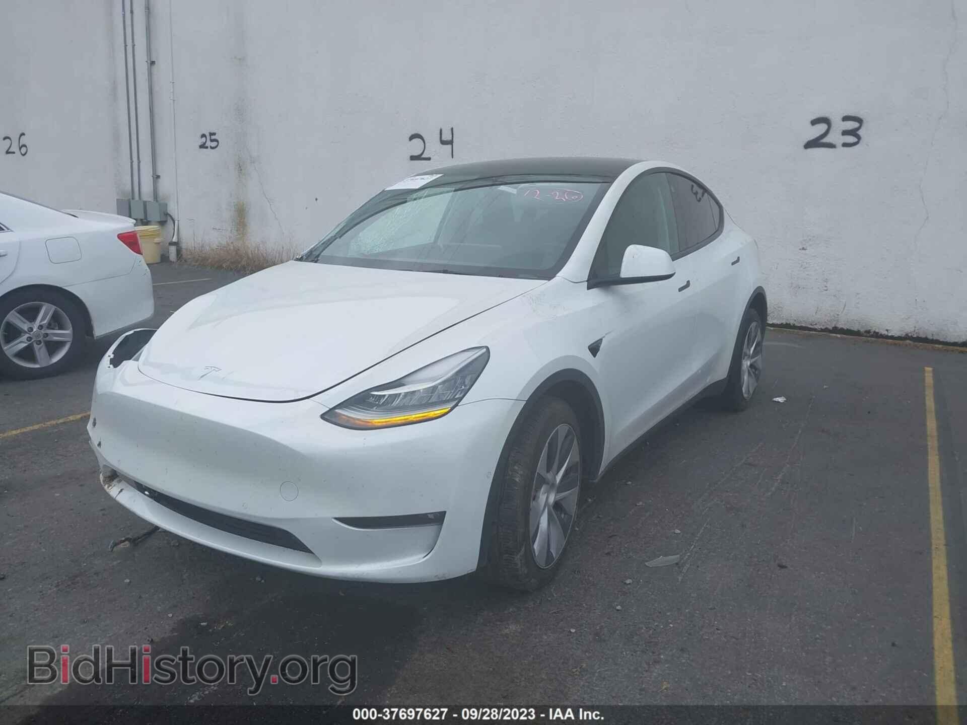 2022 TESLA MODEL Y - VIN: 7SAYGDEEXNF367106 - Photo 2