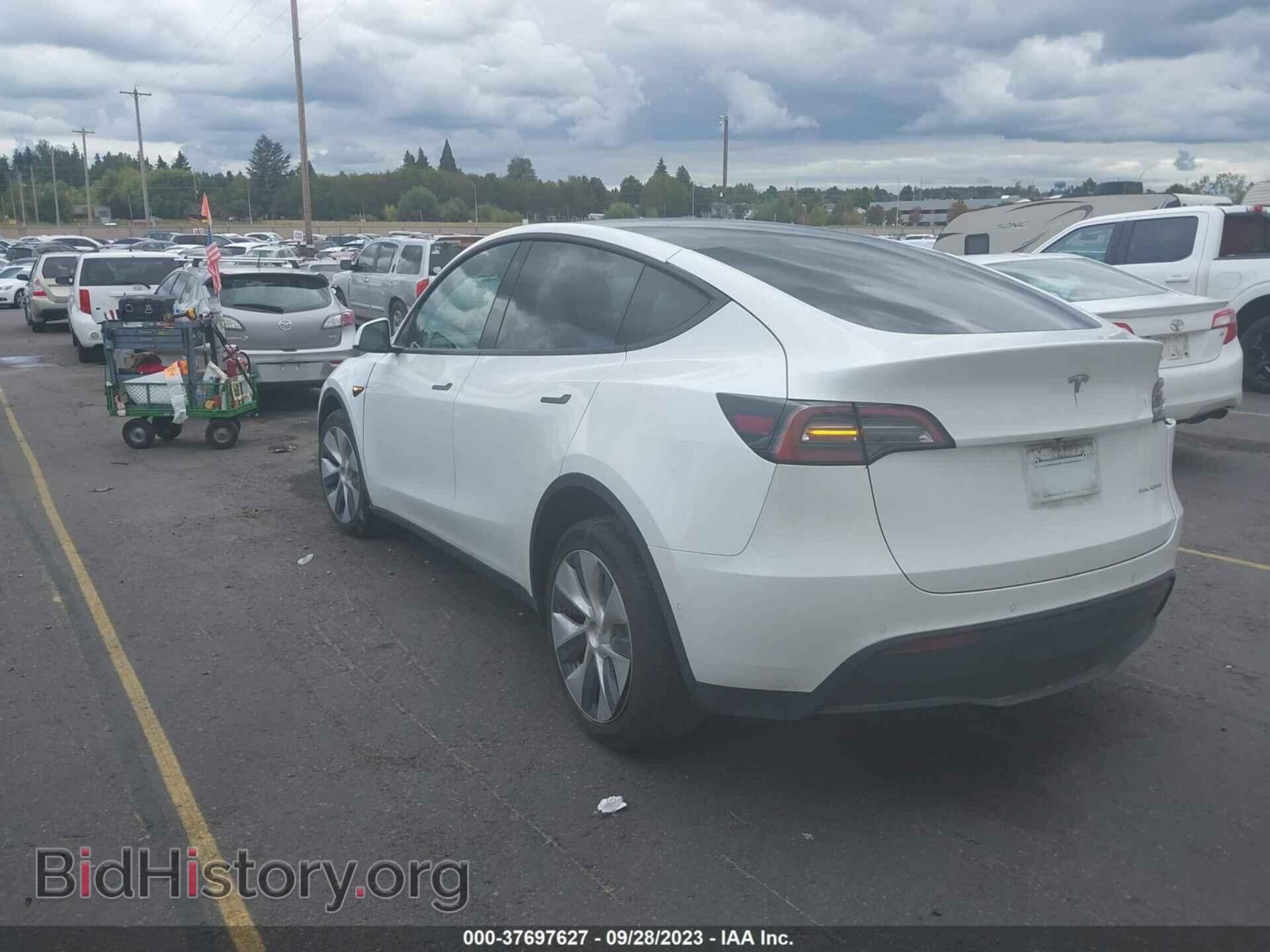2022 TESLA MODEL Y - VIN: 7SAYGDEEXNF367106 - Photo 3