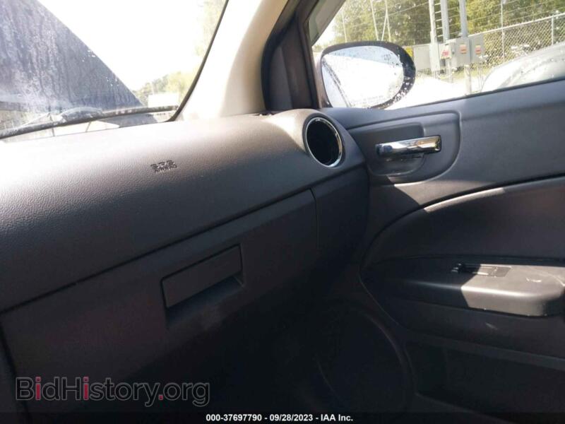 2010 Dodge CALIBER (VIN 1B3CB4HA6AD558975) — photo 6 of 11