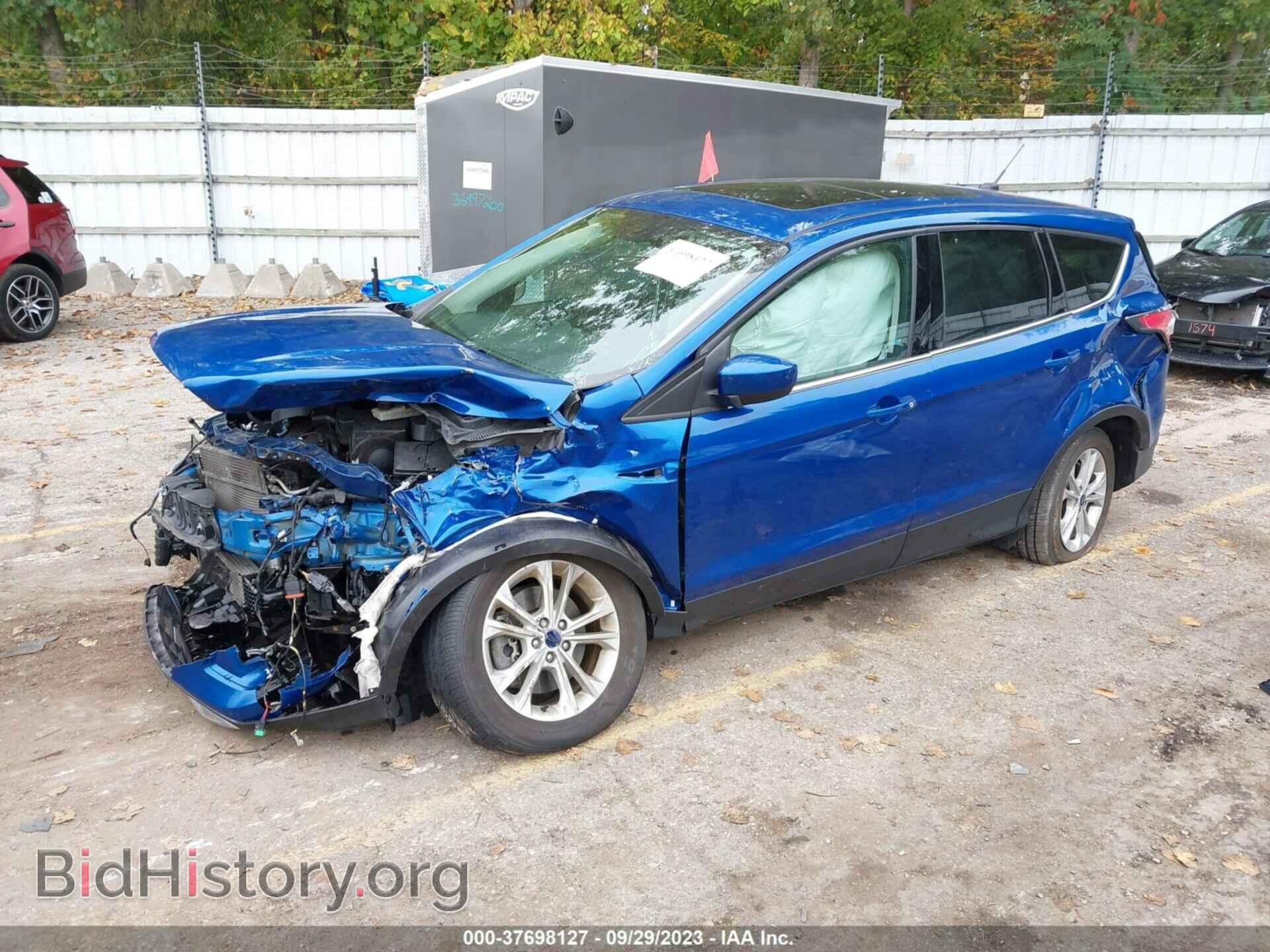 2017 FORD ESCAPE - VIN: 1FMCU9G98HUB08506 - Фото 2