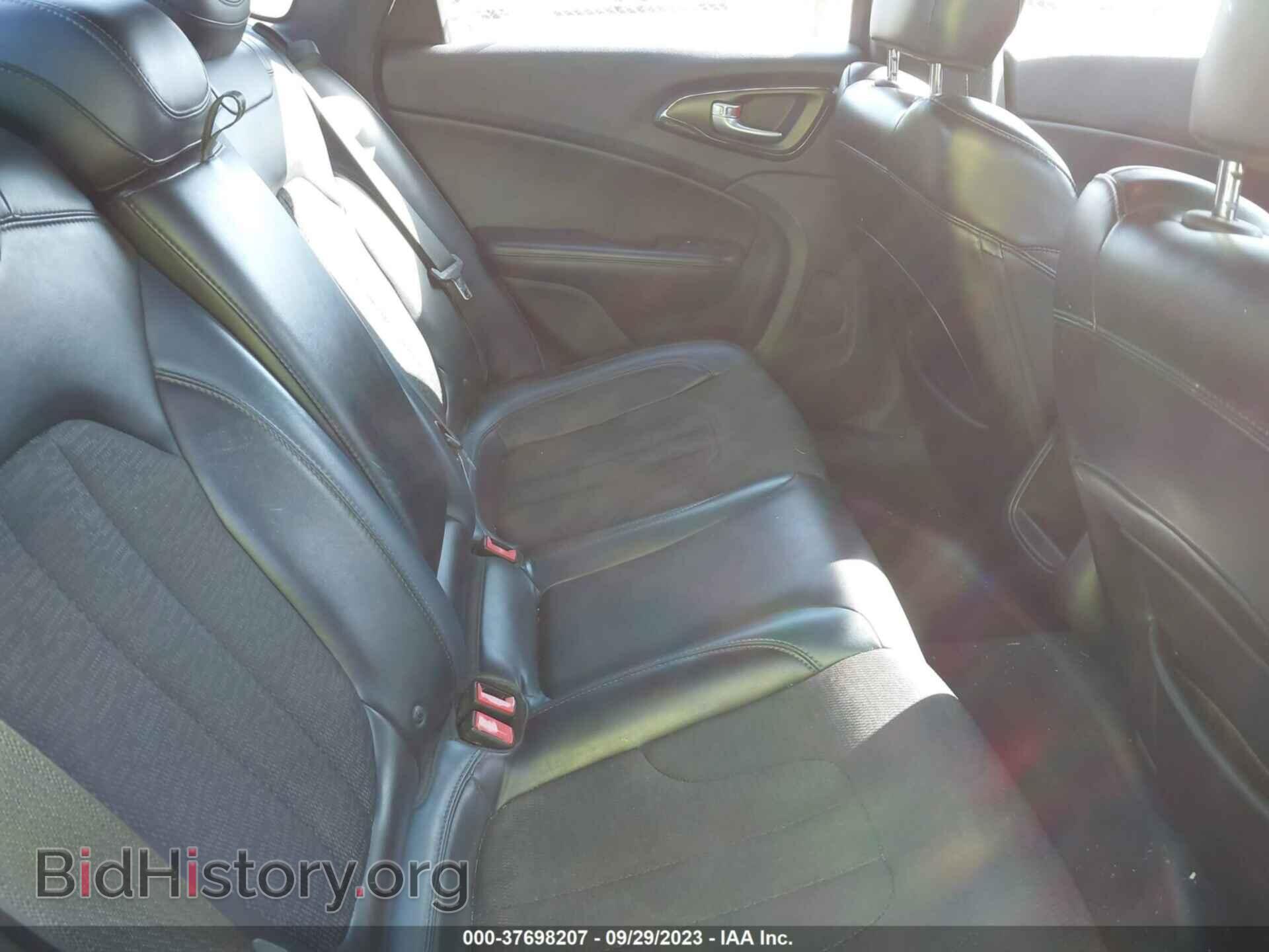 2015 CHRYSLER 200 - VIN: 1C3CCCBB7FN681844 - Фото 8