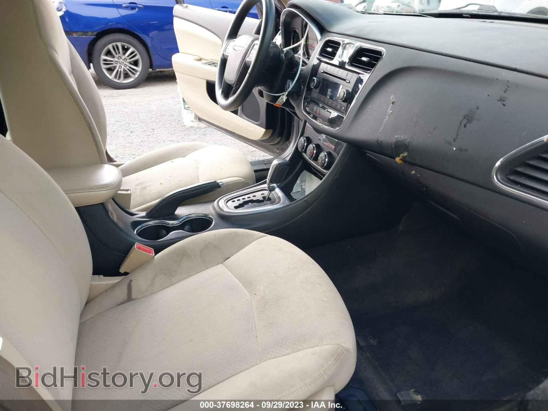 2013 CHRYSLER 200 - VIN: 1C3CCBAB8DN646531 - Photo 5