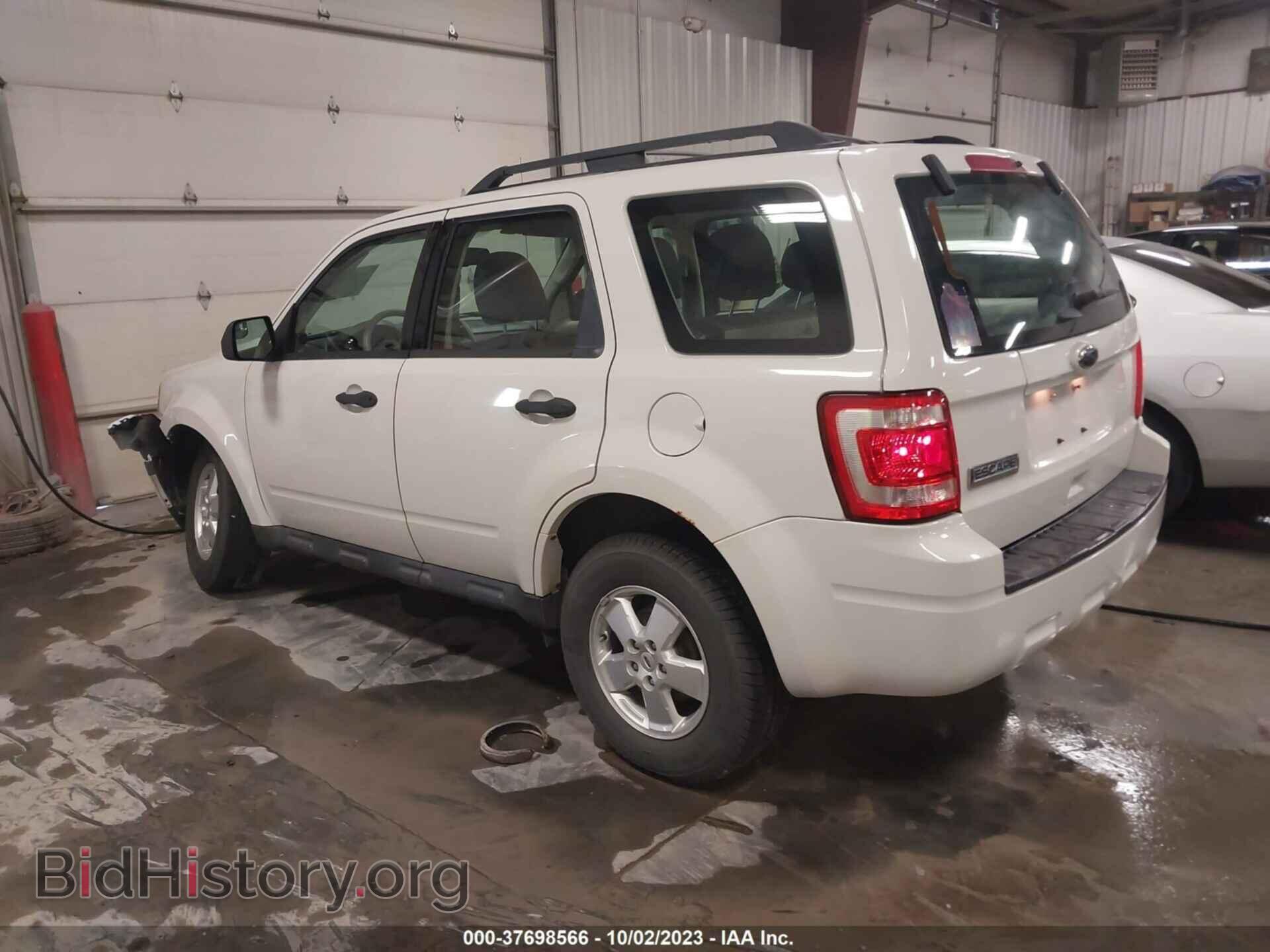 2012 FORD ESCAPE - VIN: 1FMCU0C72CKB79172 - Фото 3