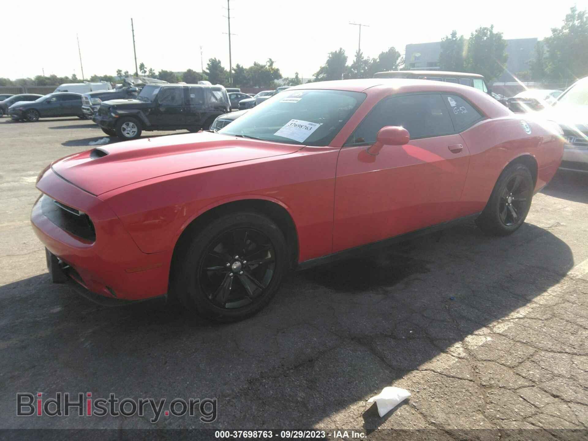 2018 DODGE CHALLENGER - VIN: 2C3CDZAG2JH328359 - Photo 2