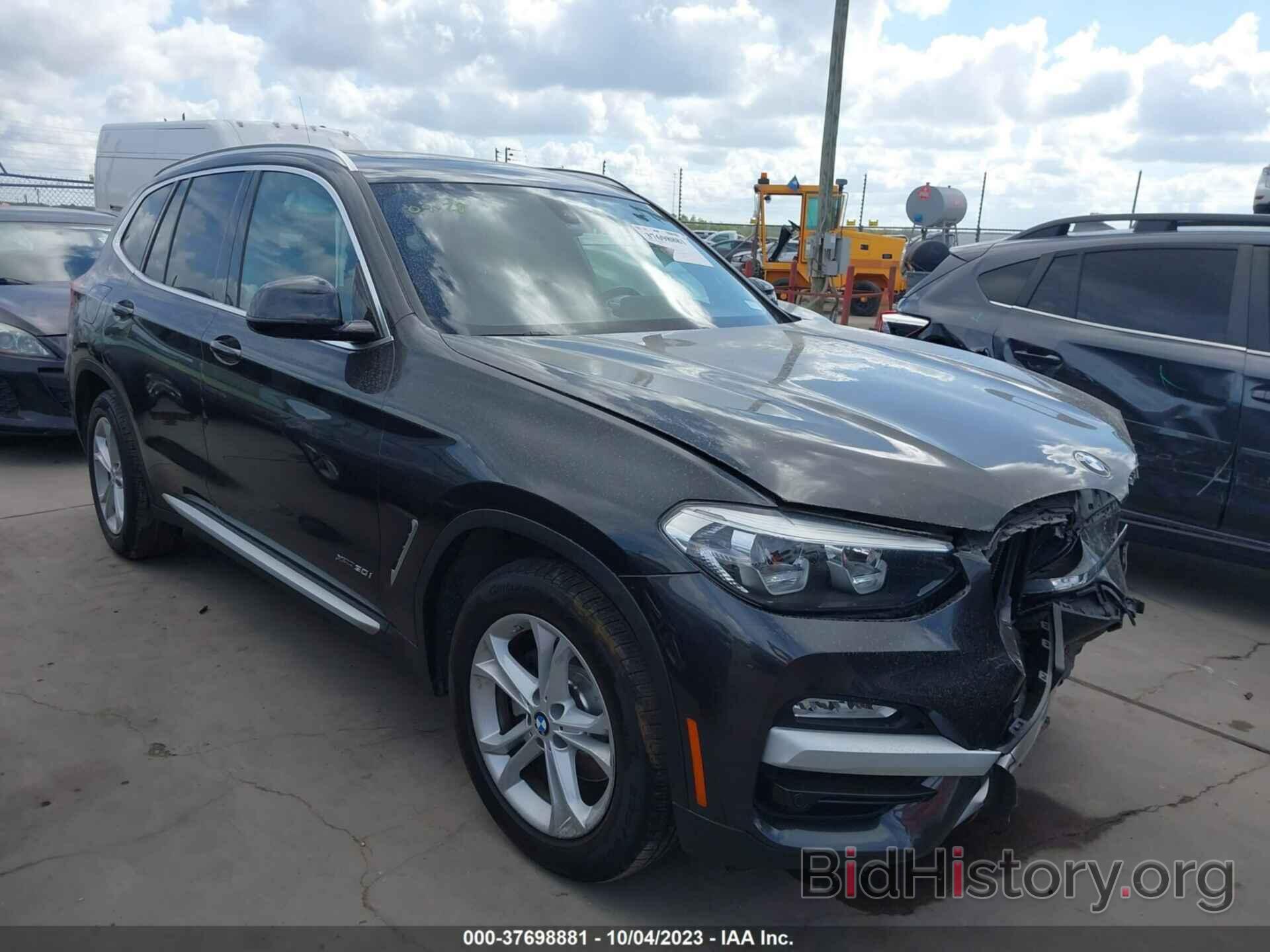 Photo 5UXTR9C56JLD61815 - BMW X3 2018