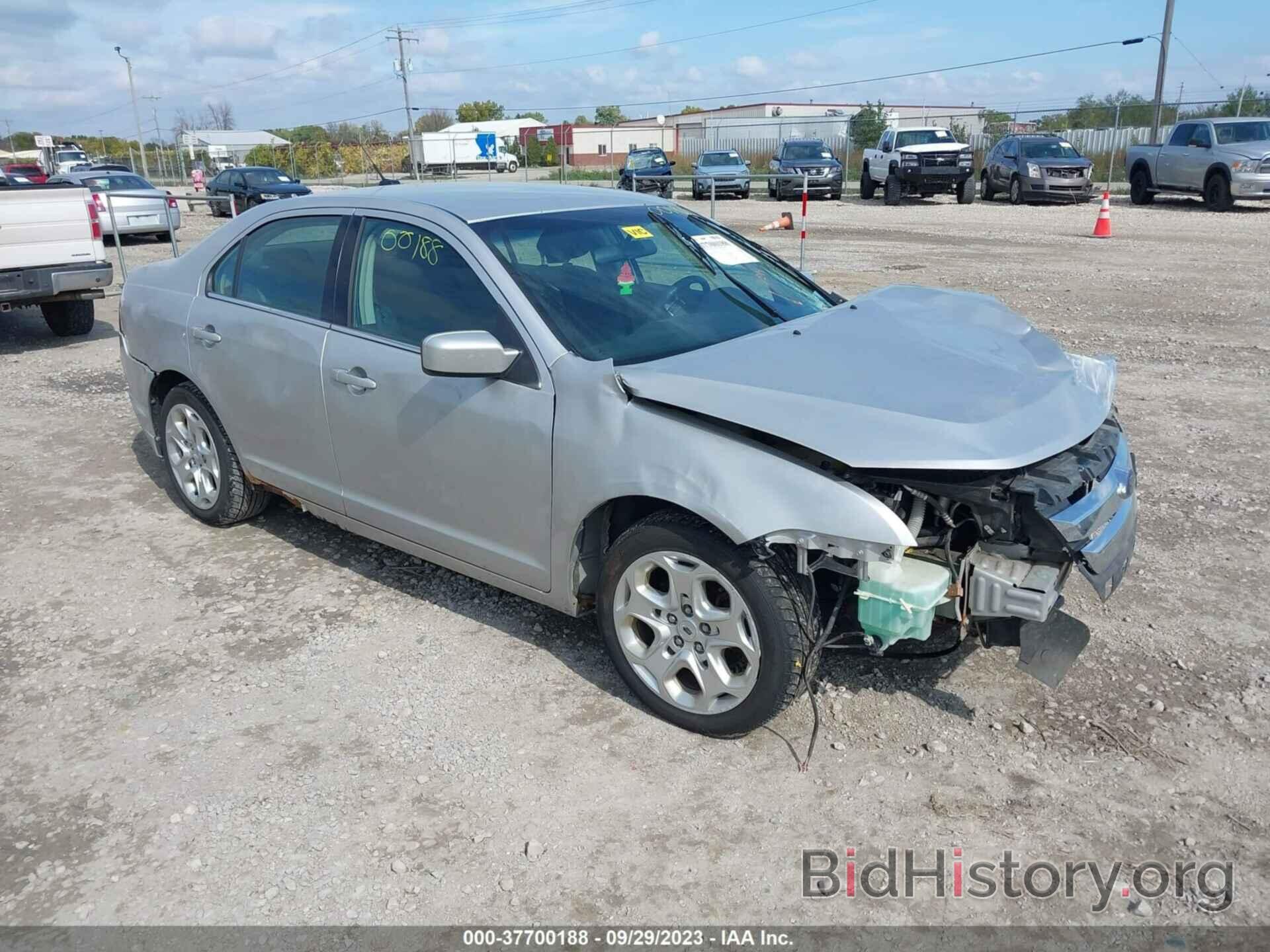 Photo 3FAHP0HA9AR109821 - FORD FUSION 2010