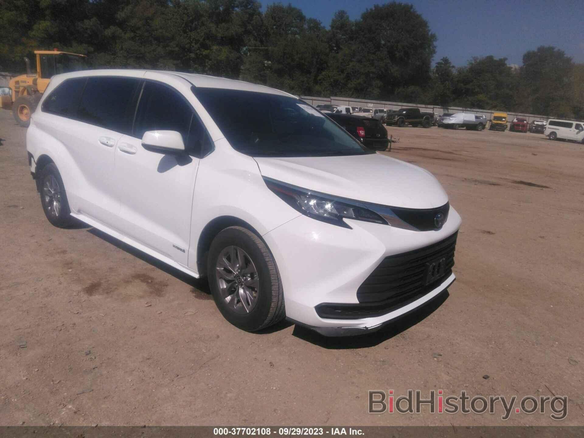 Фотография 5TDKRKEC2MS072088 - TOYOTA SIENNA 2021