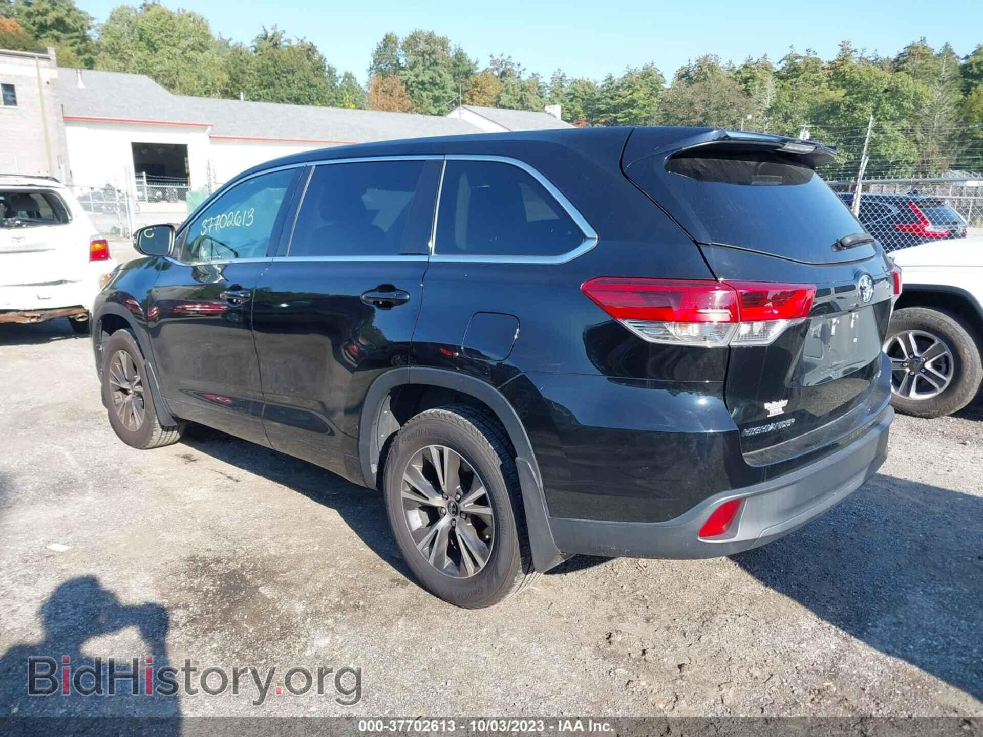 2018 TOYOTA HIGHLANDER - VIN: 5TDBZRFH2JS875319 - Фото 3