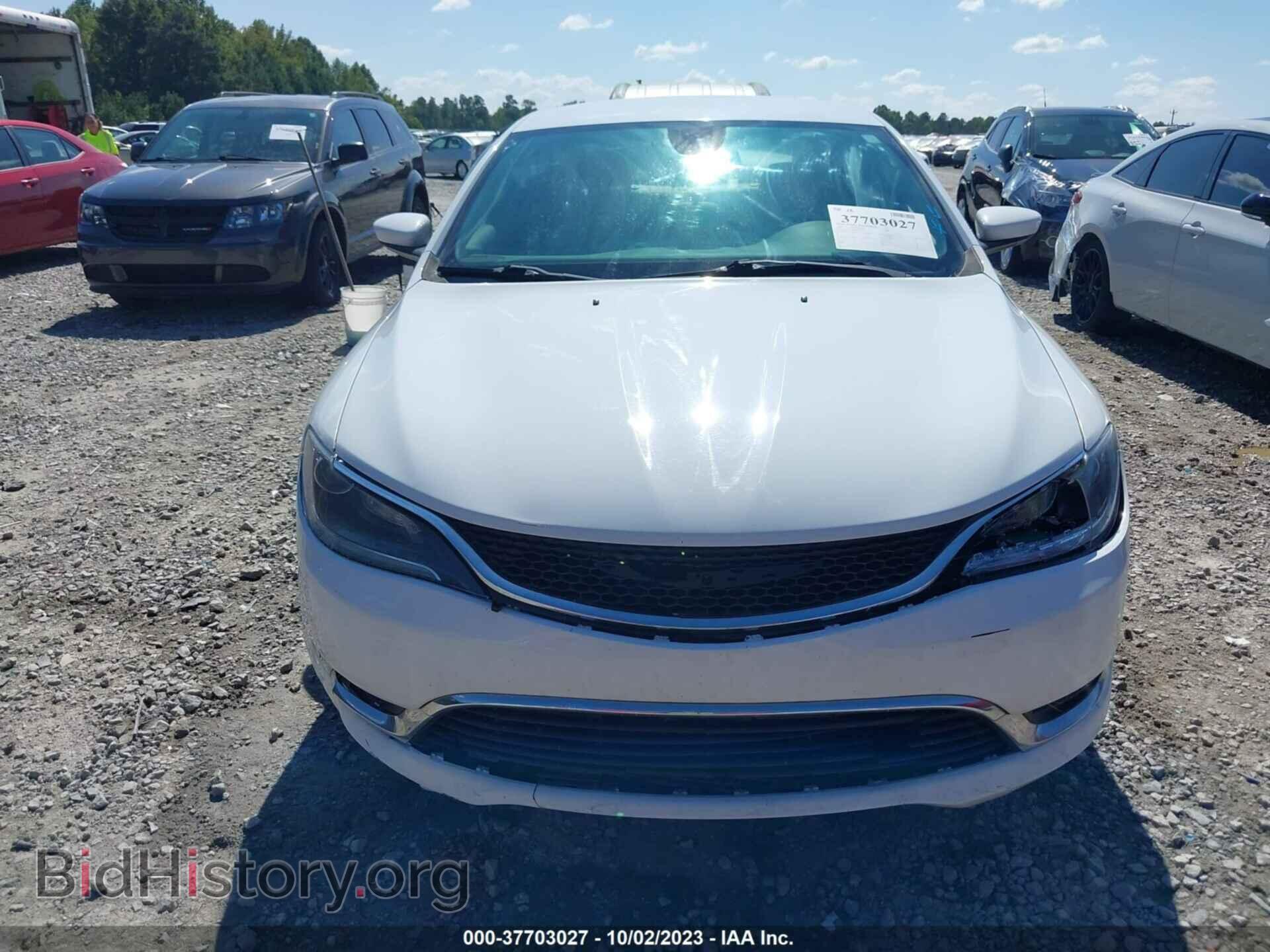 2015 CHRYSLER 200 - VIN: 1C3CCCAB3FN653220 - Фото 12