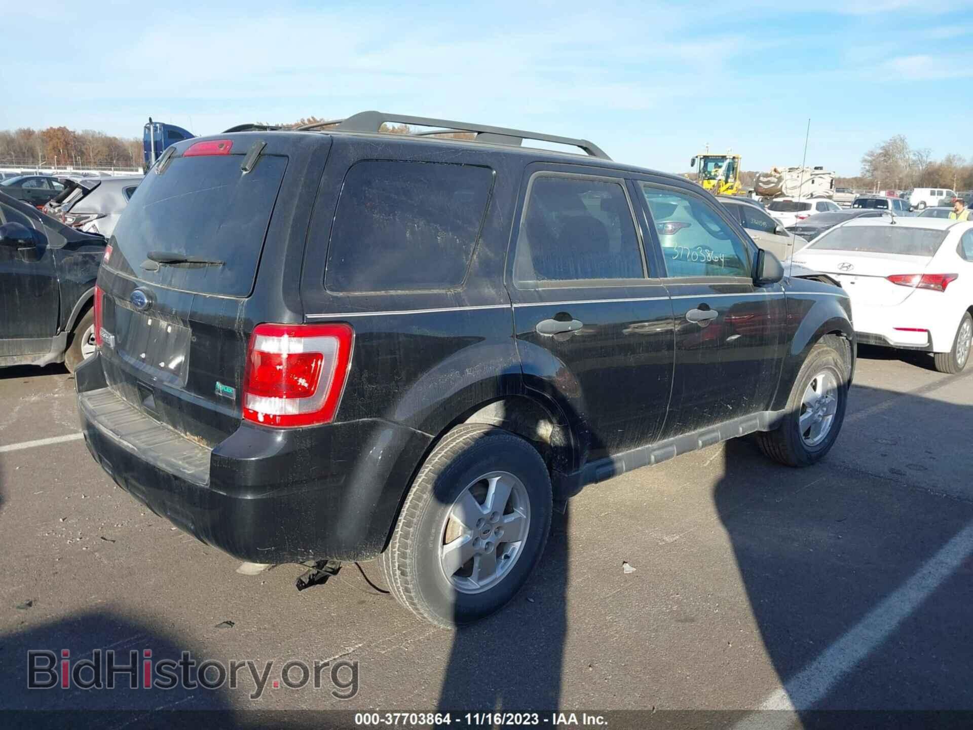 2011 FORD ESCAPE - VIN: 1FMCU0DG3BKC61988 - Фото 4