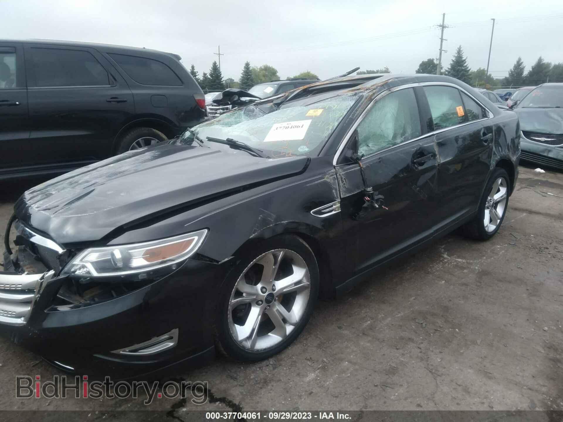 2011 FORD TAURUS - VIN: 1FAHP2KT6BG104168 - Фото 2