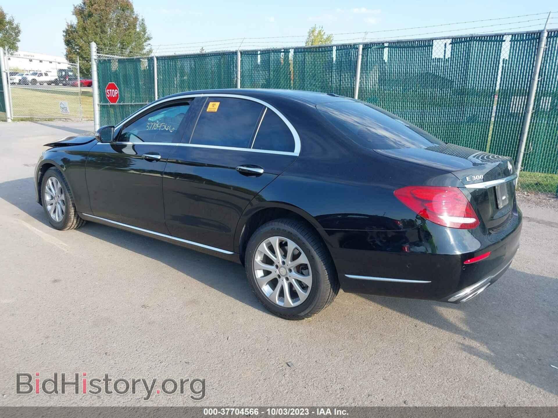 2017 MERCEDES-BENZ E-CLASS - VIN: WDDZF4KB7HA221120 - Фото 3